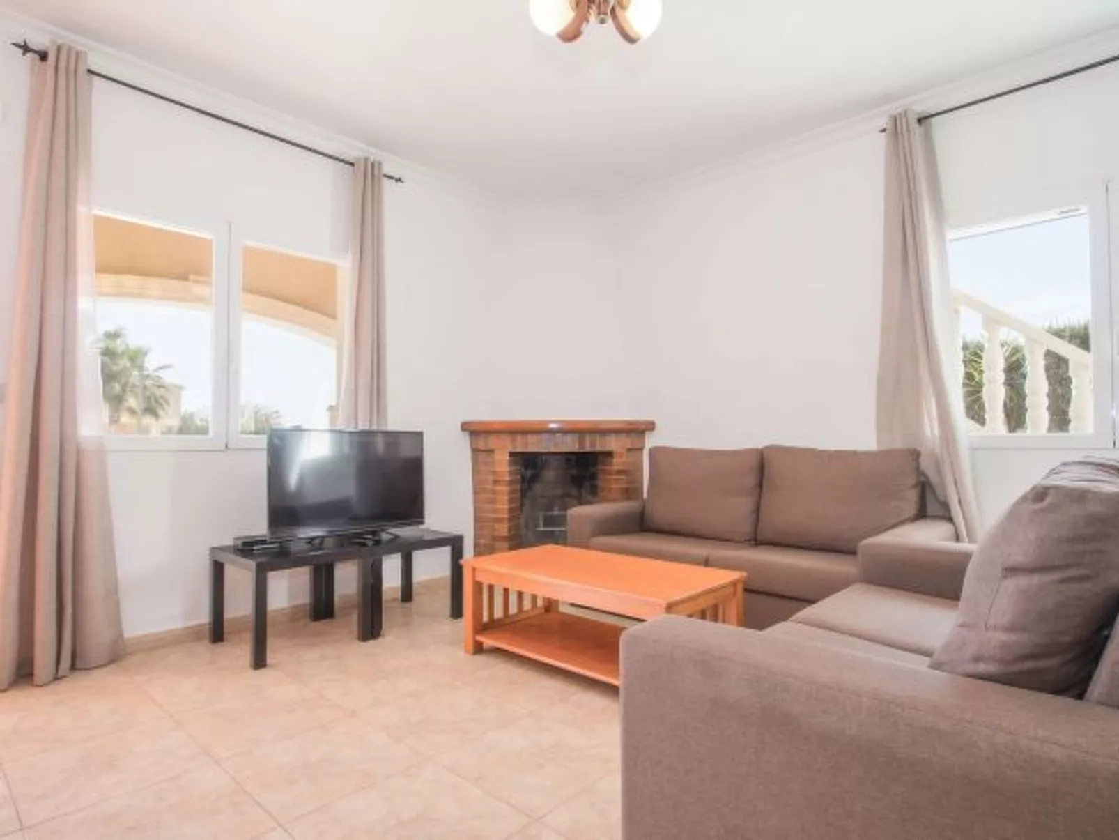 Villa Zelda - PlusHolidays - Image-tags.info