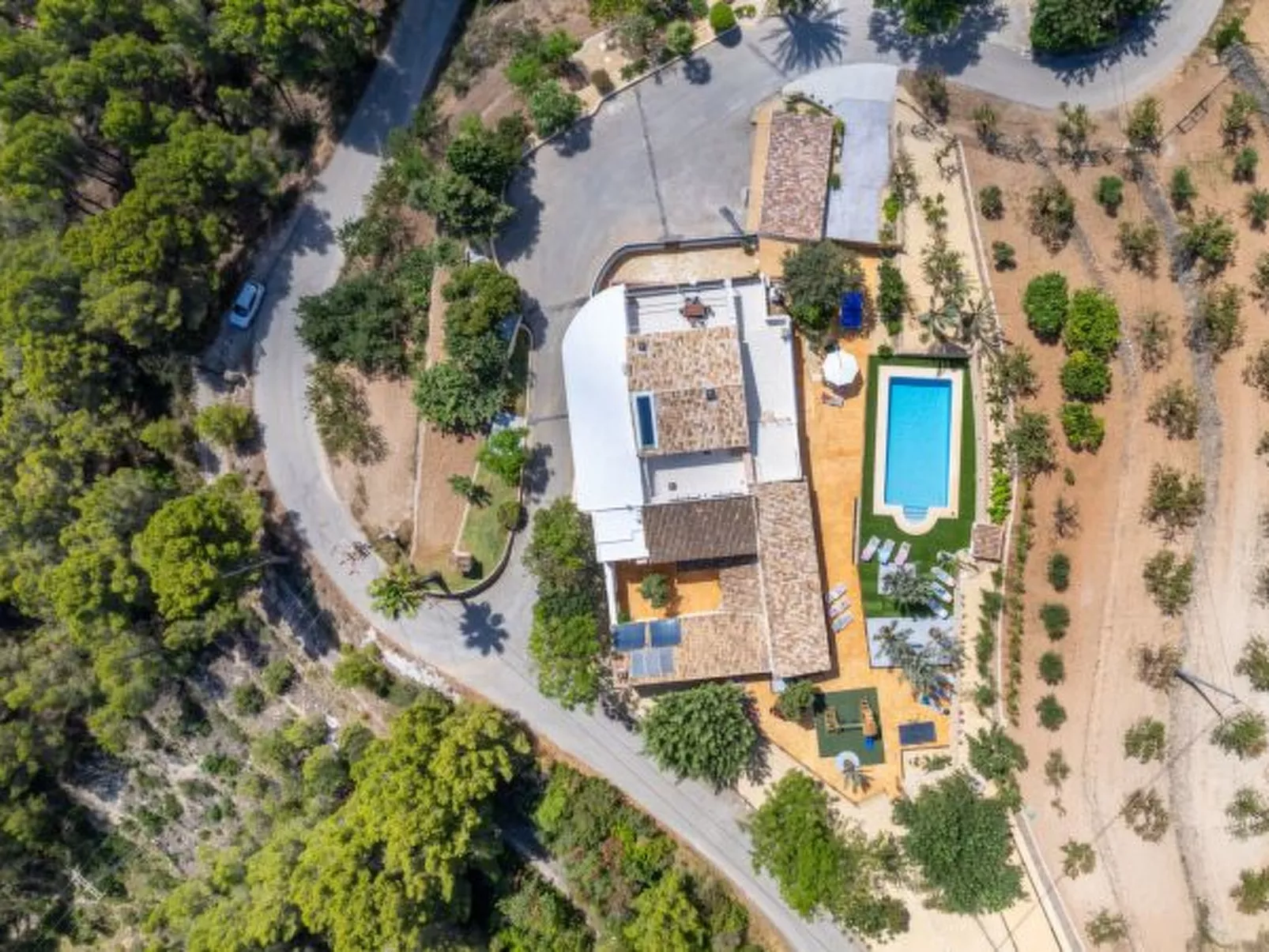 Villa Joan - PlusHolidays - Image-tags.info