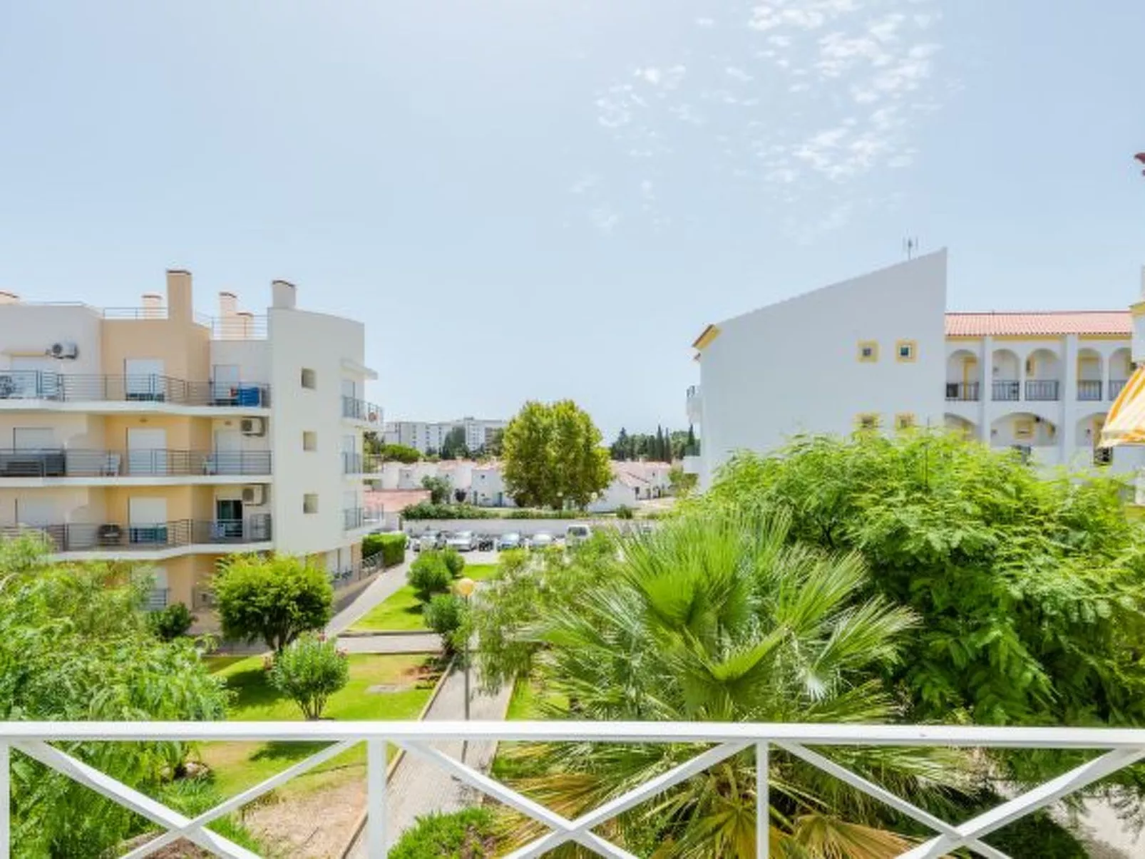 Alfamar Apartment at Praia da Falesia - Buiten