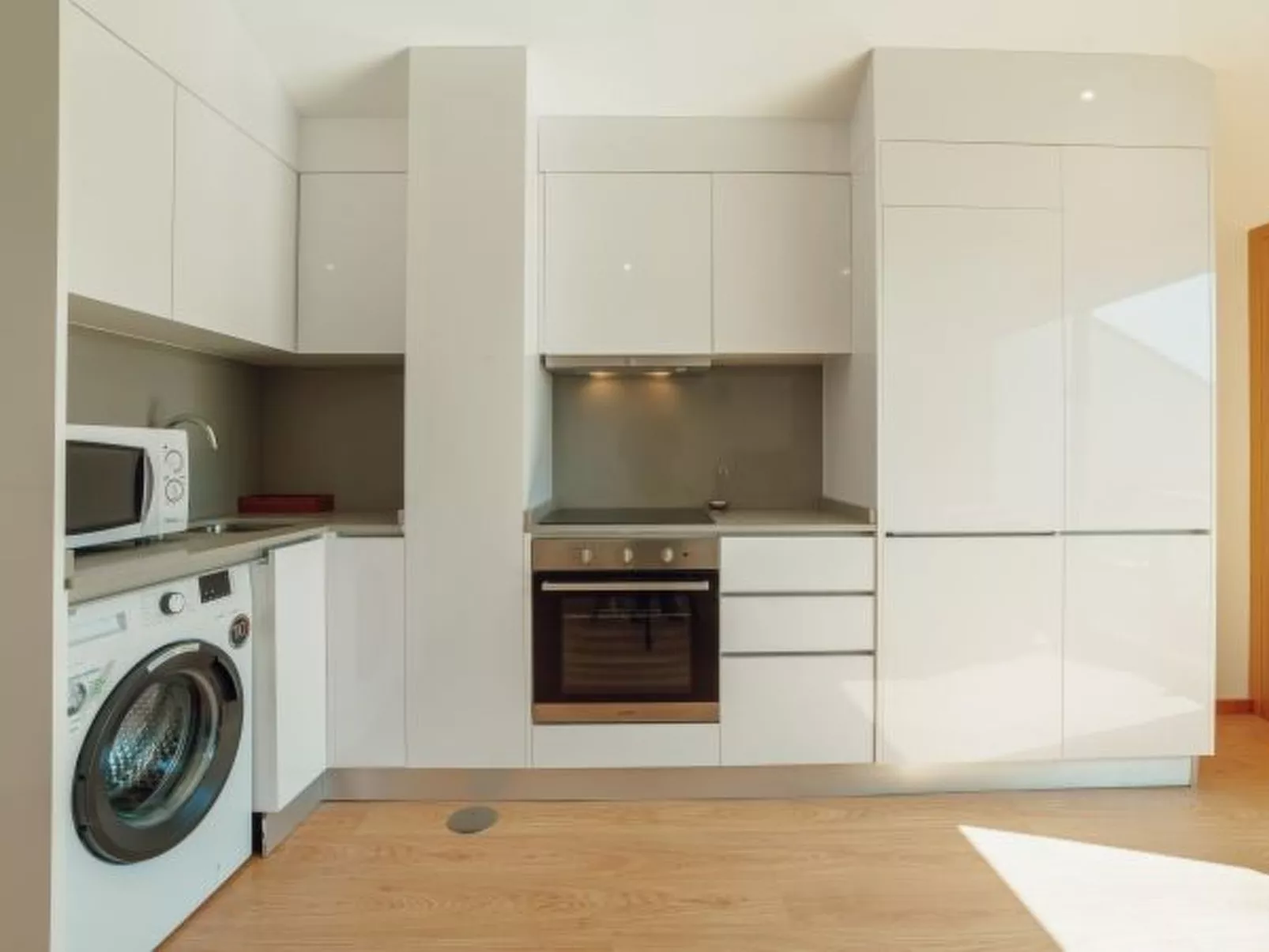 MODERN & STYLISH APARTMENT III by VACATIONY - Binnen