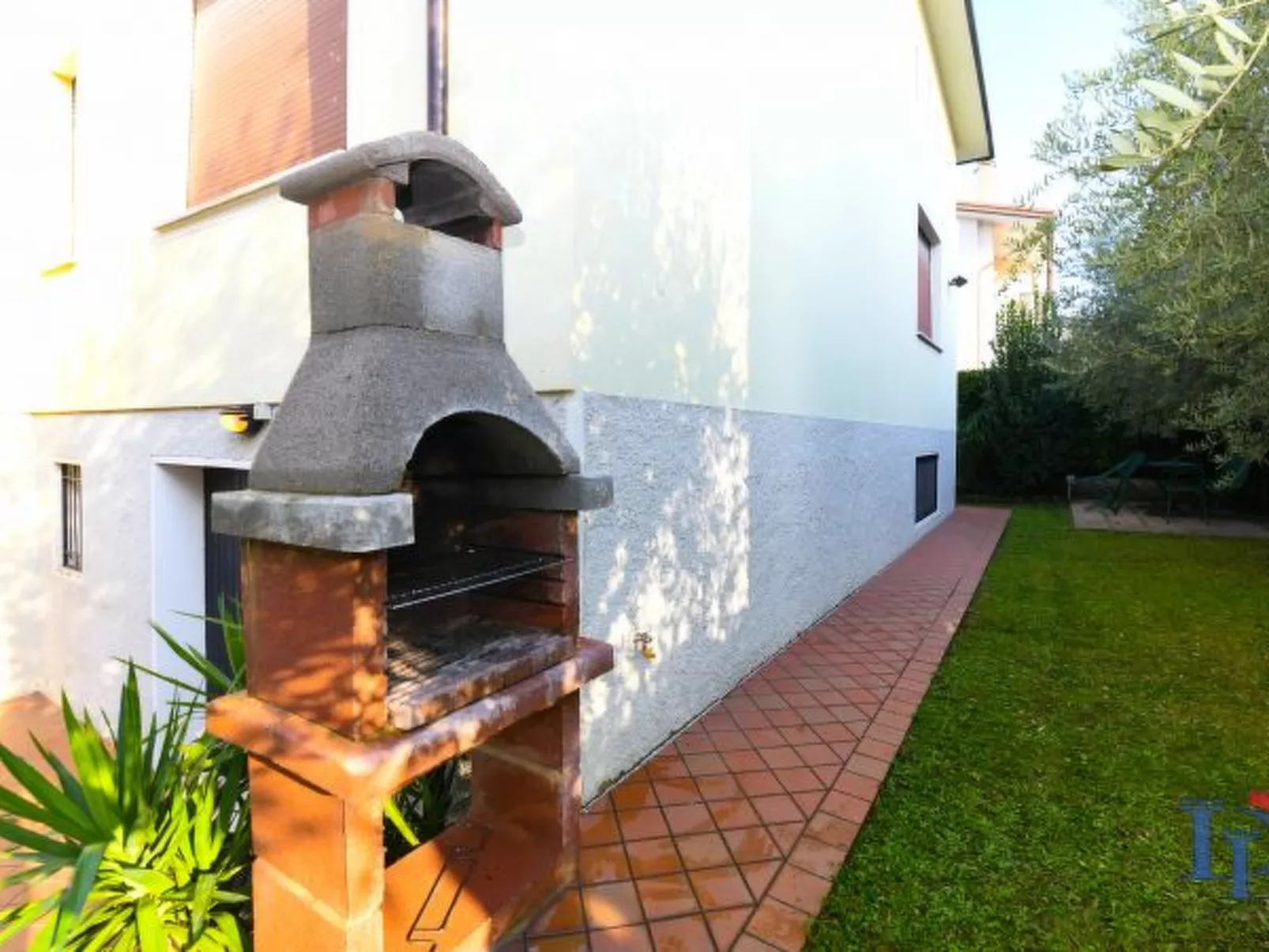 Desenzanoloft Villa Palm Garda Beach - Image-tags.info