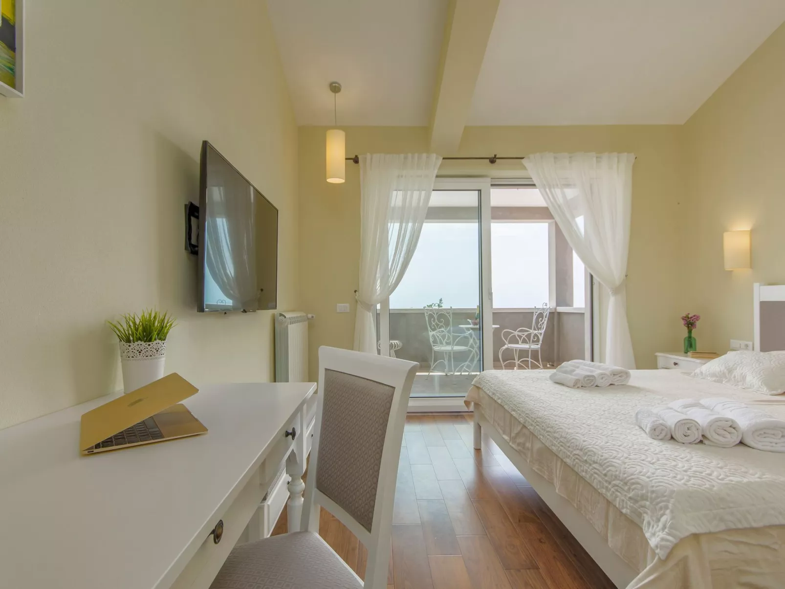 Romantische Villa mit Meerblick, Pool und Jacuzz - Image-tags.info