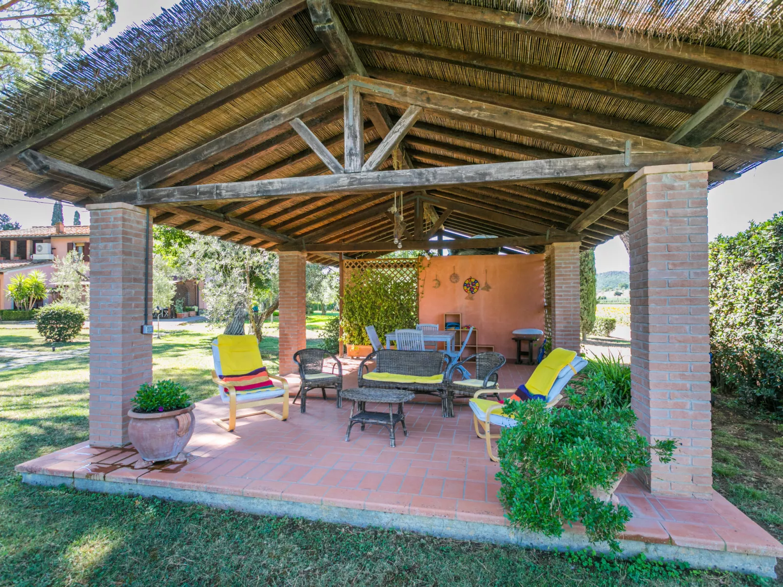 Rossogiallo - Buiten