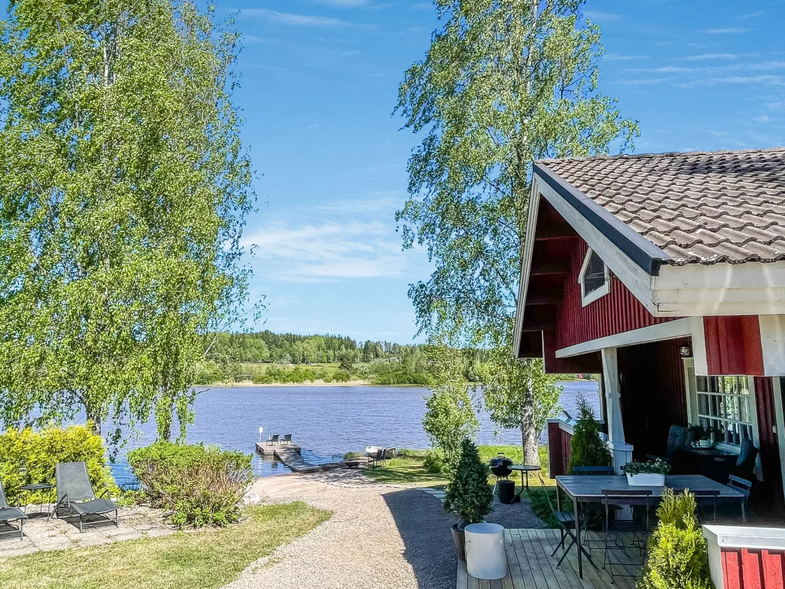 Peltosirkku - Binnen