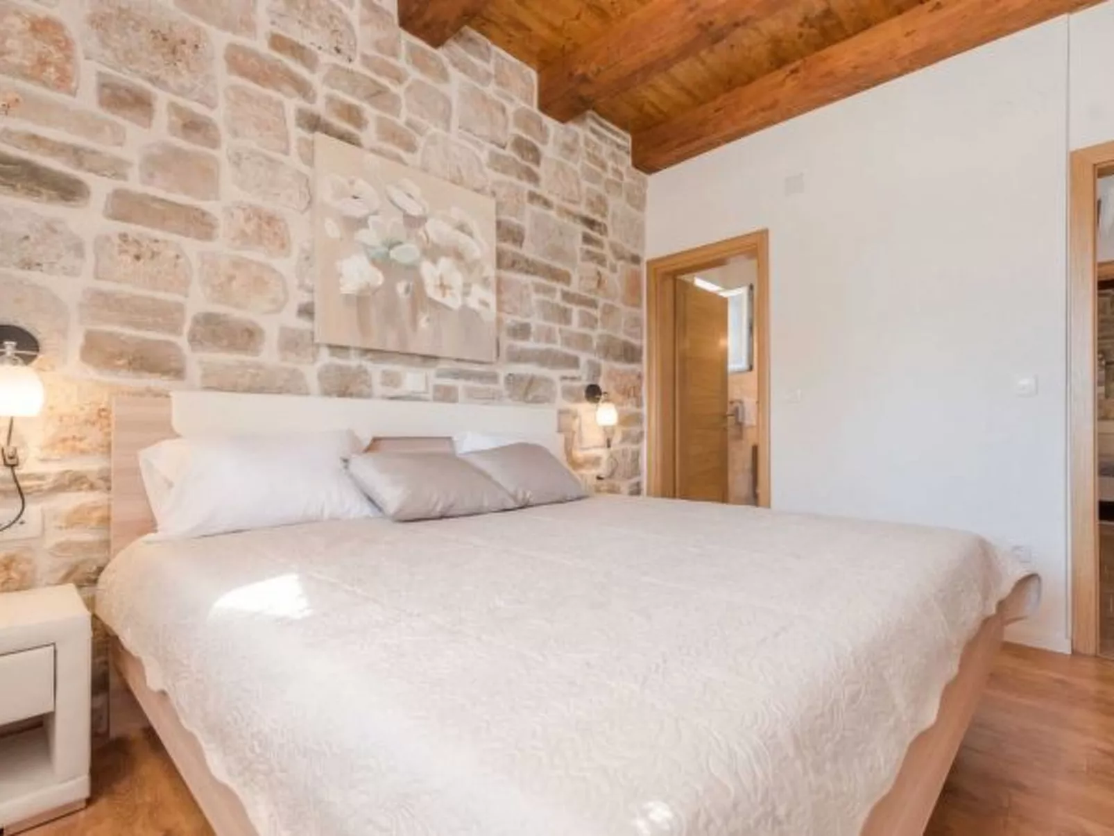 Stone Villa Gelosia Rustica with heated pool - Image-tags.info
