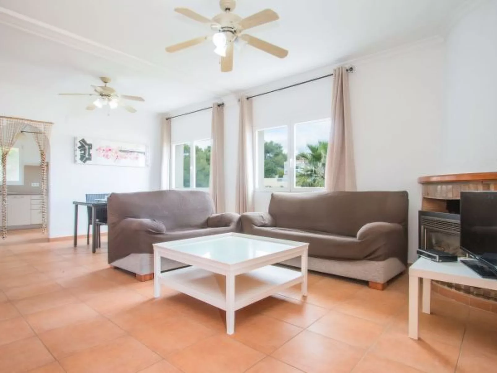 Villa Zelda - PlusHolidays - Image-tags.info