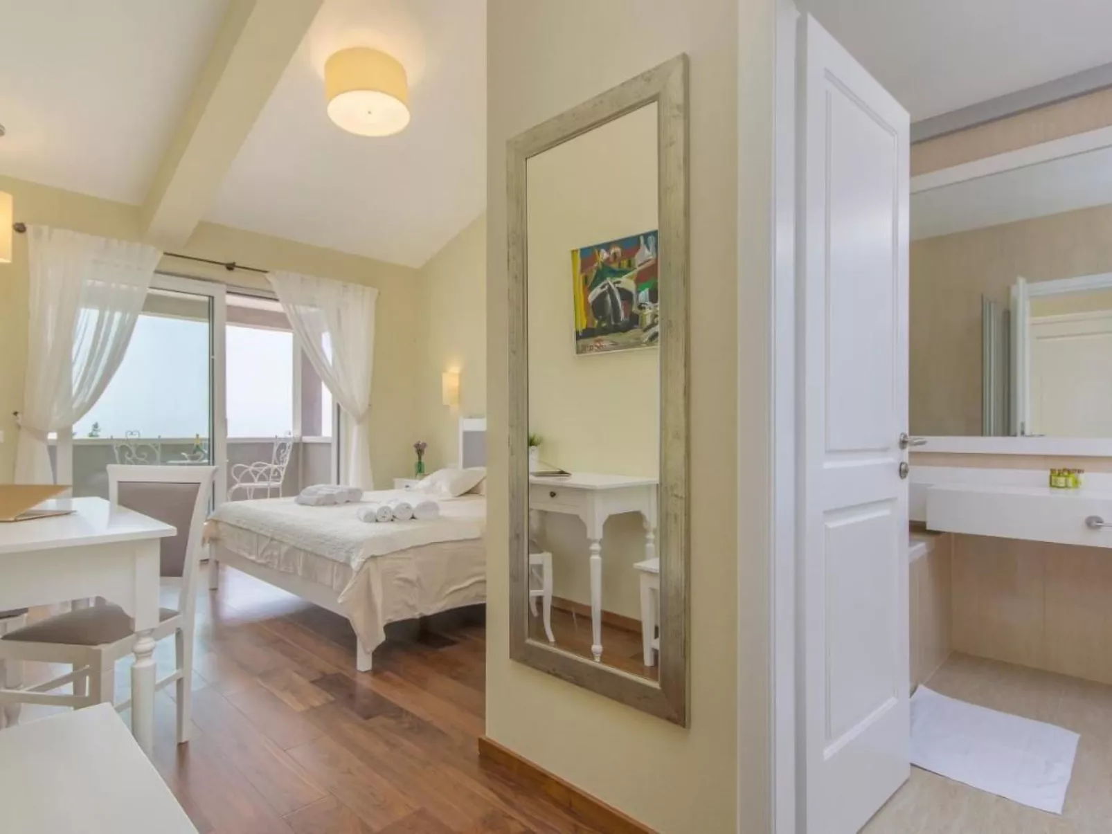 Romantische Villa mit Meerblick, Pool und Jacuzz - Image-tags.info