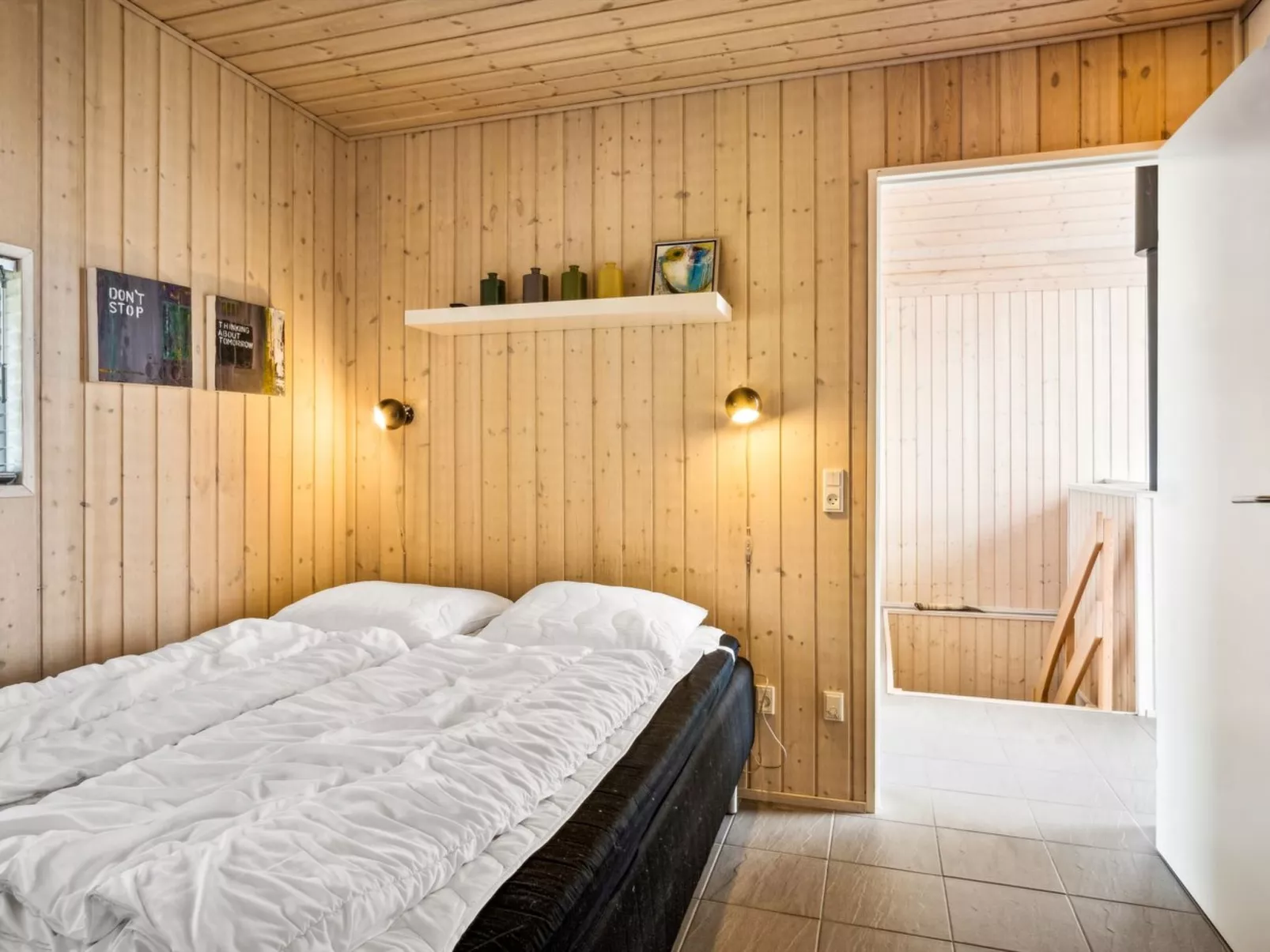 "Reinhard" - 50m from the sea - Binnen