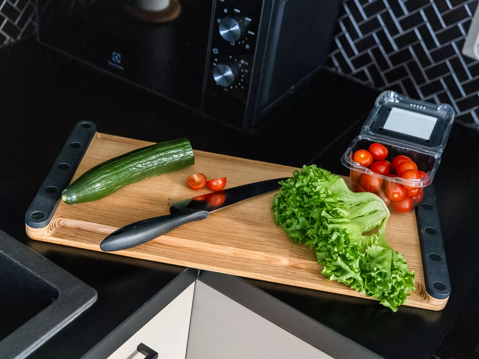 Loma-saaga 3 - Binnen