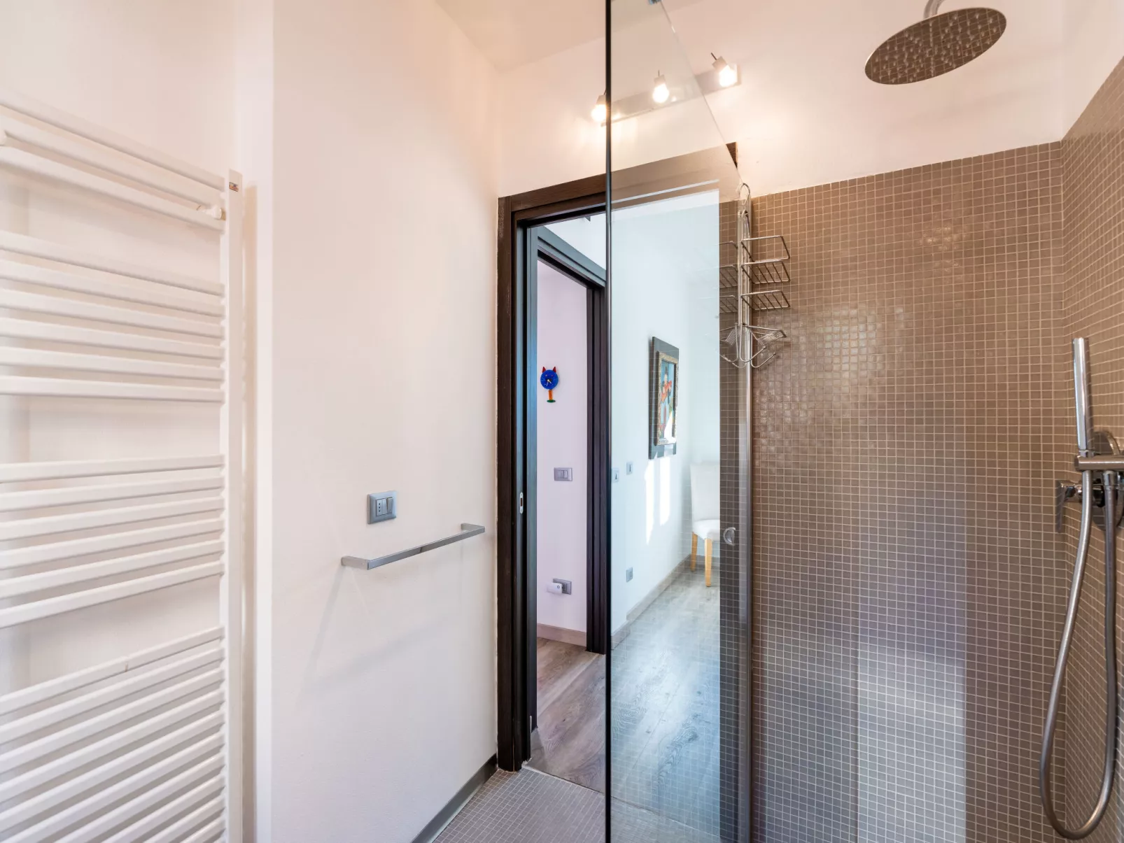 Terrazza con glicine - Binnen