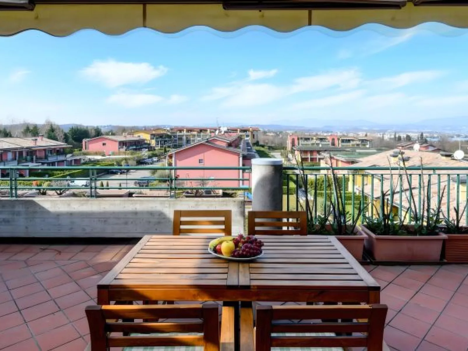 DesenzanoLoft Paradise Lake View - Image-tags.info