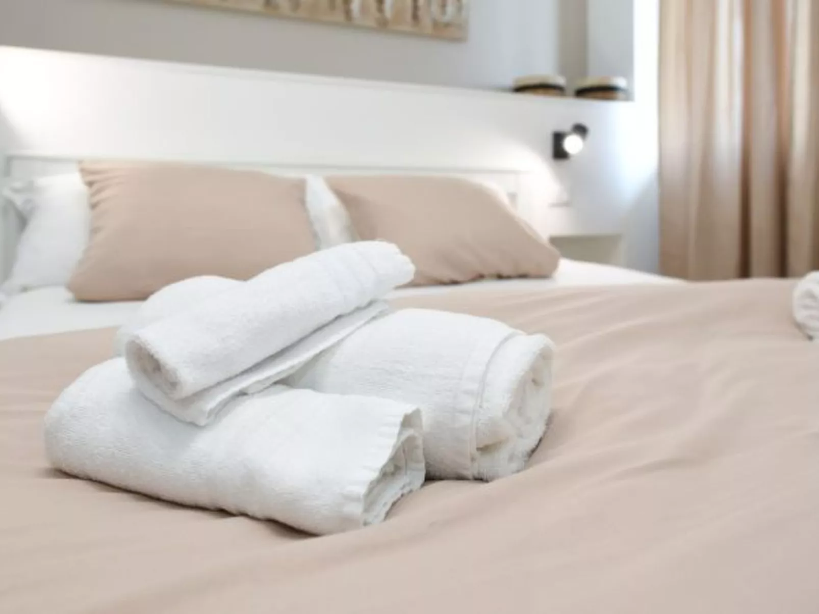 DesenzanoLoft Elegance - Image-tags.info