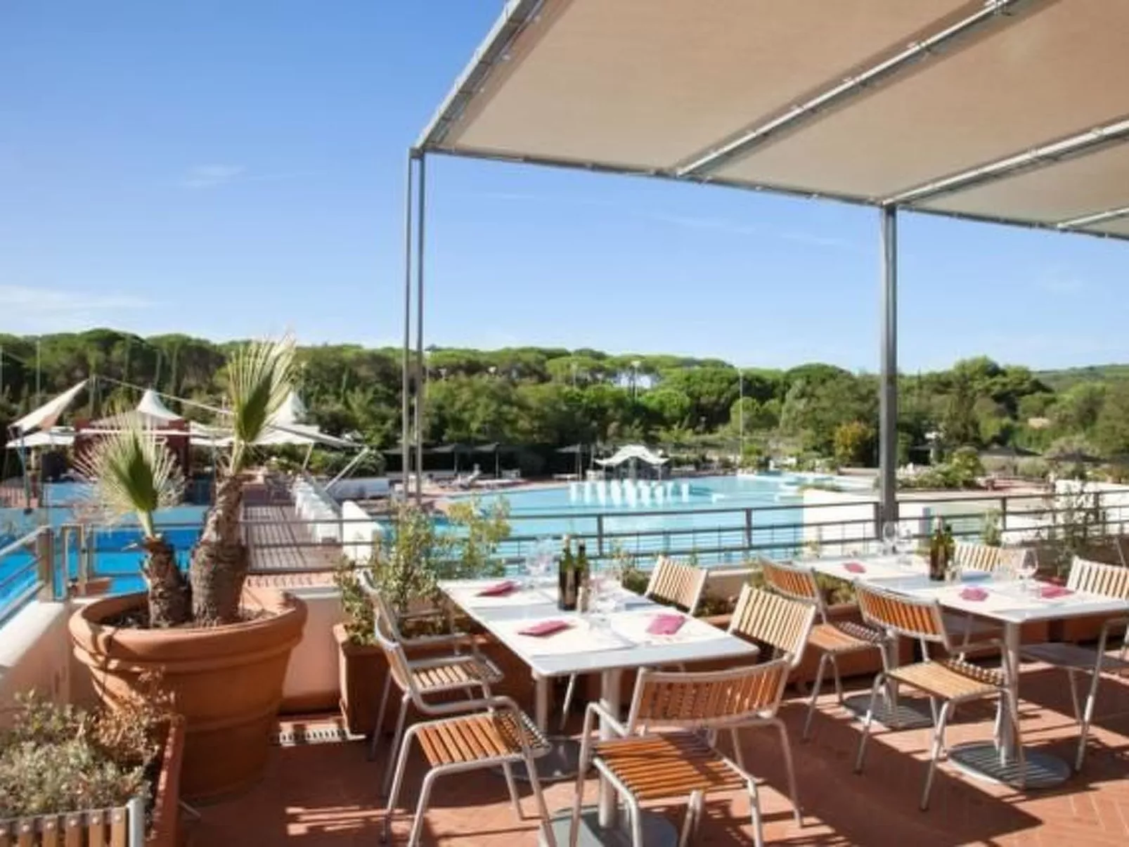 Safari-Lodge-Zelt in Castiglione della Pescaia - Buiten