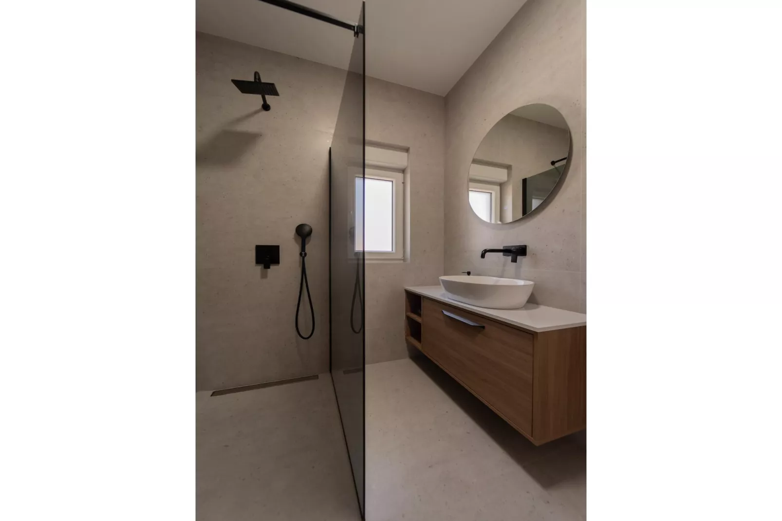 Seaview Villa Turnea - Badkamer