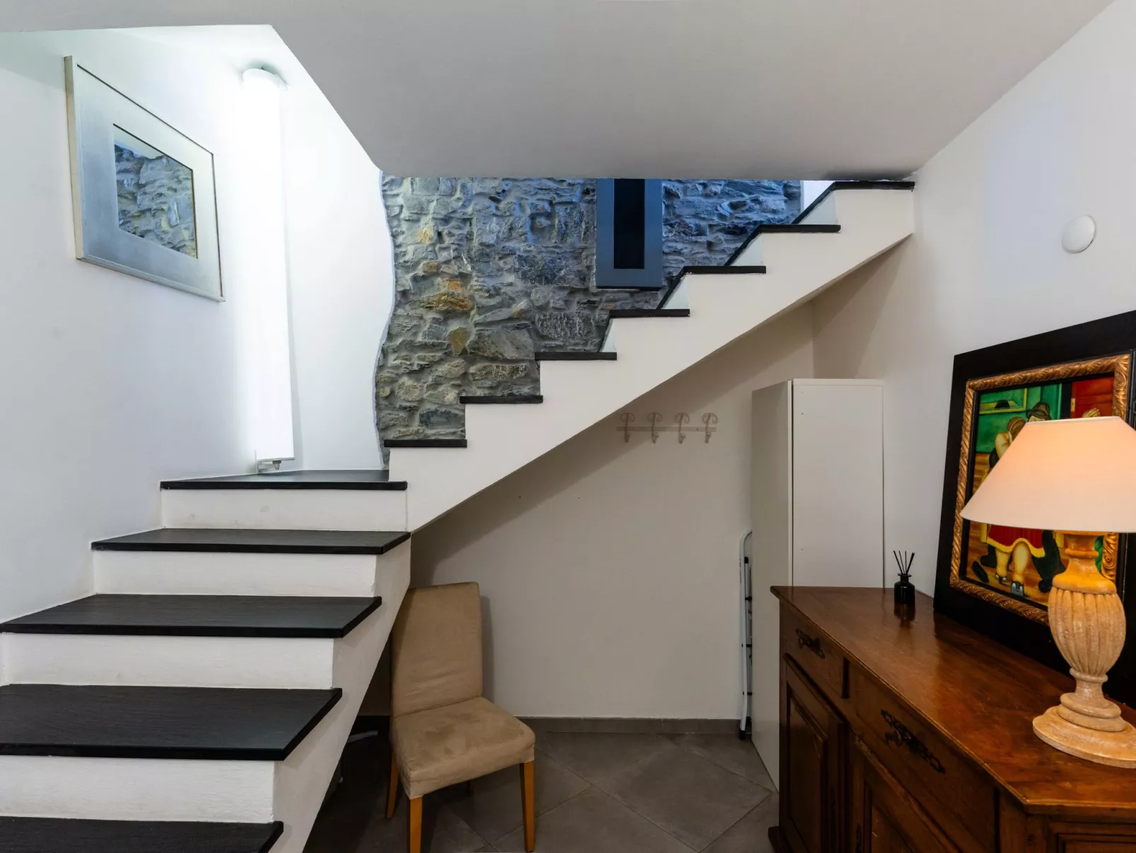 Terrazza con glicine - Binnen