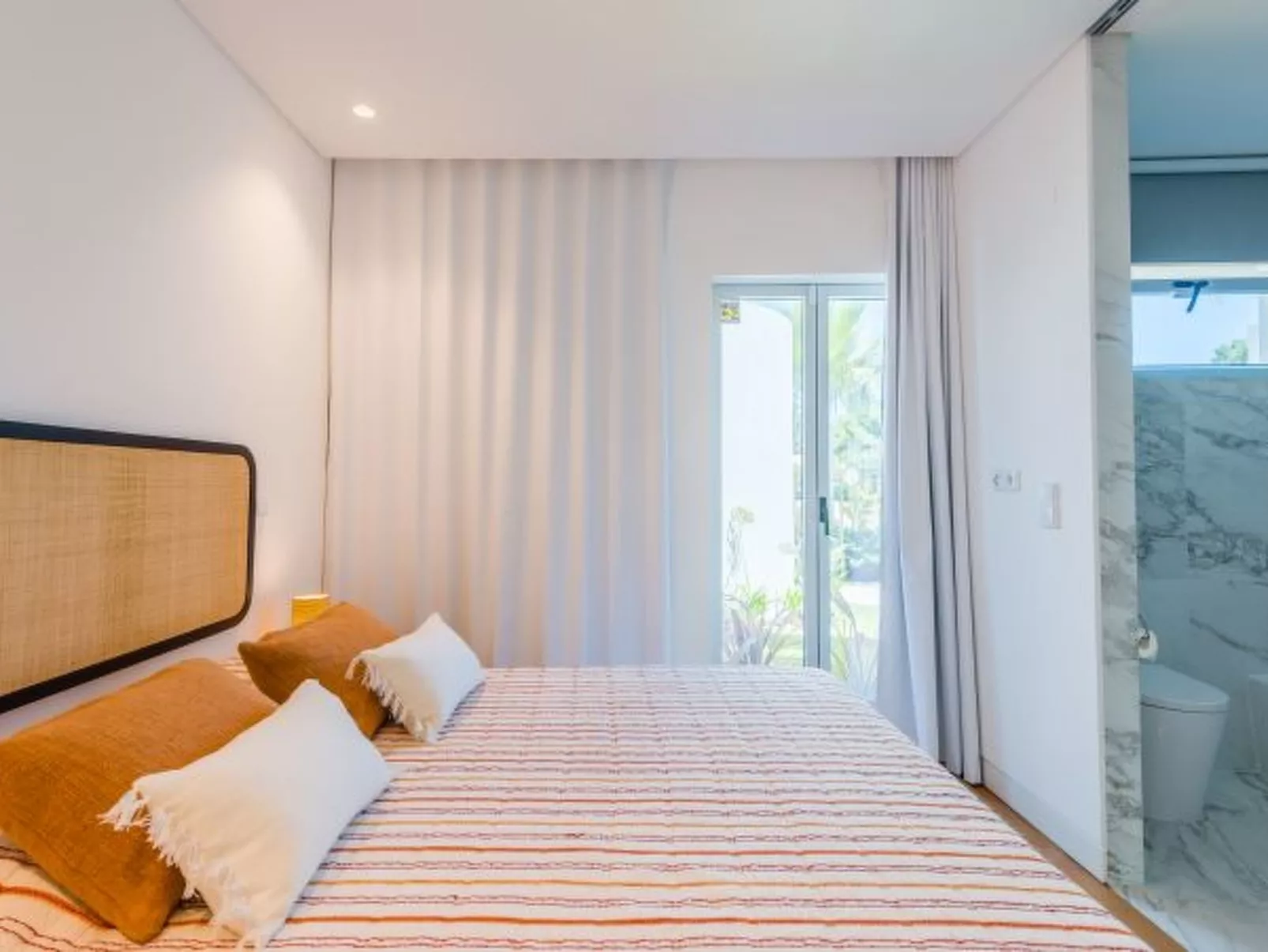 Lakes 24 at Praia da Falesia Vilamoura - Binnen