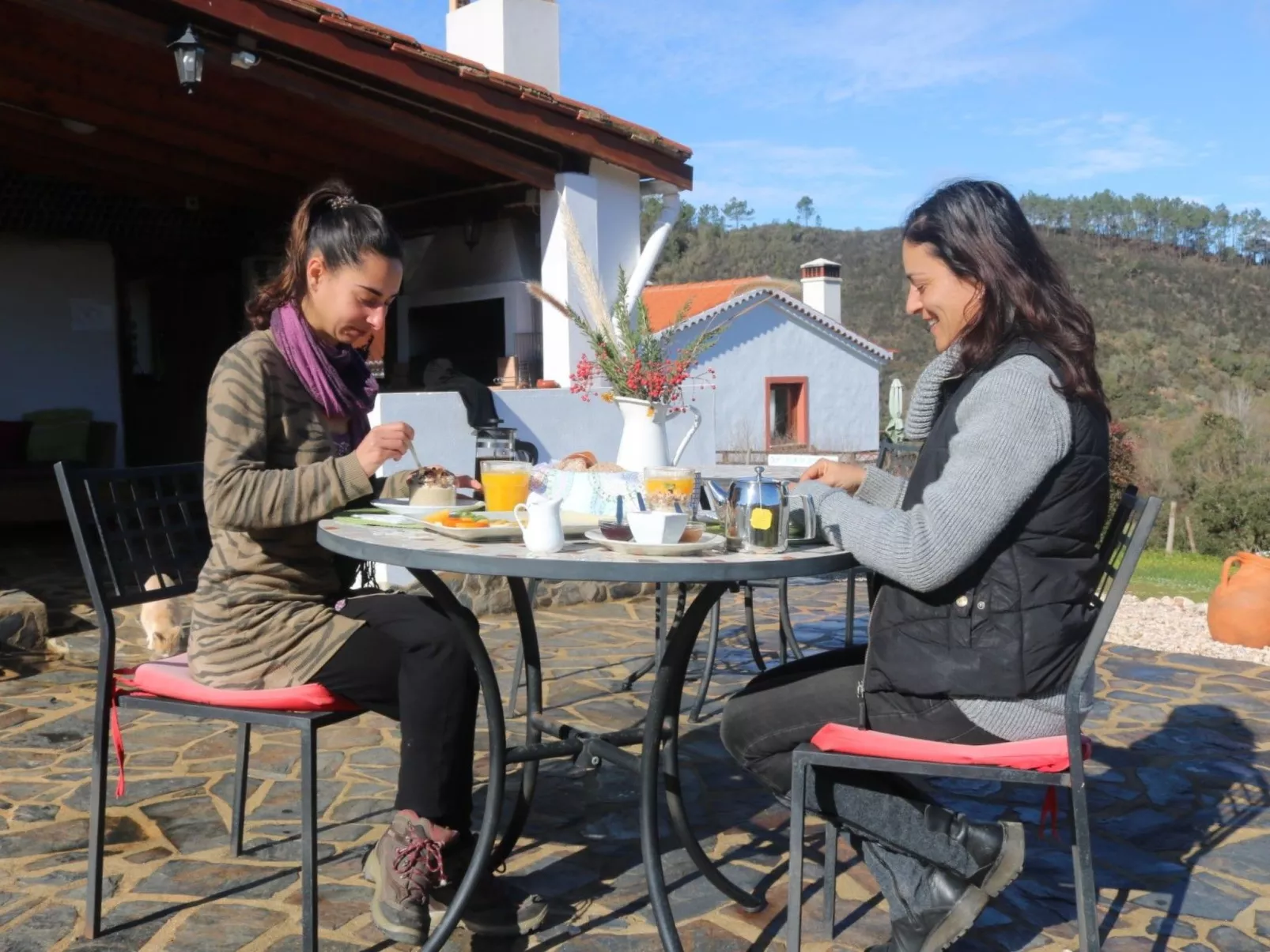 "The Natural Elements" - Buiten