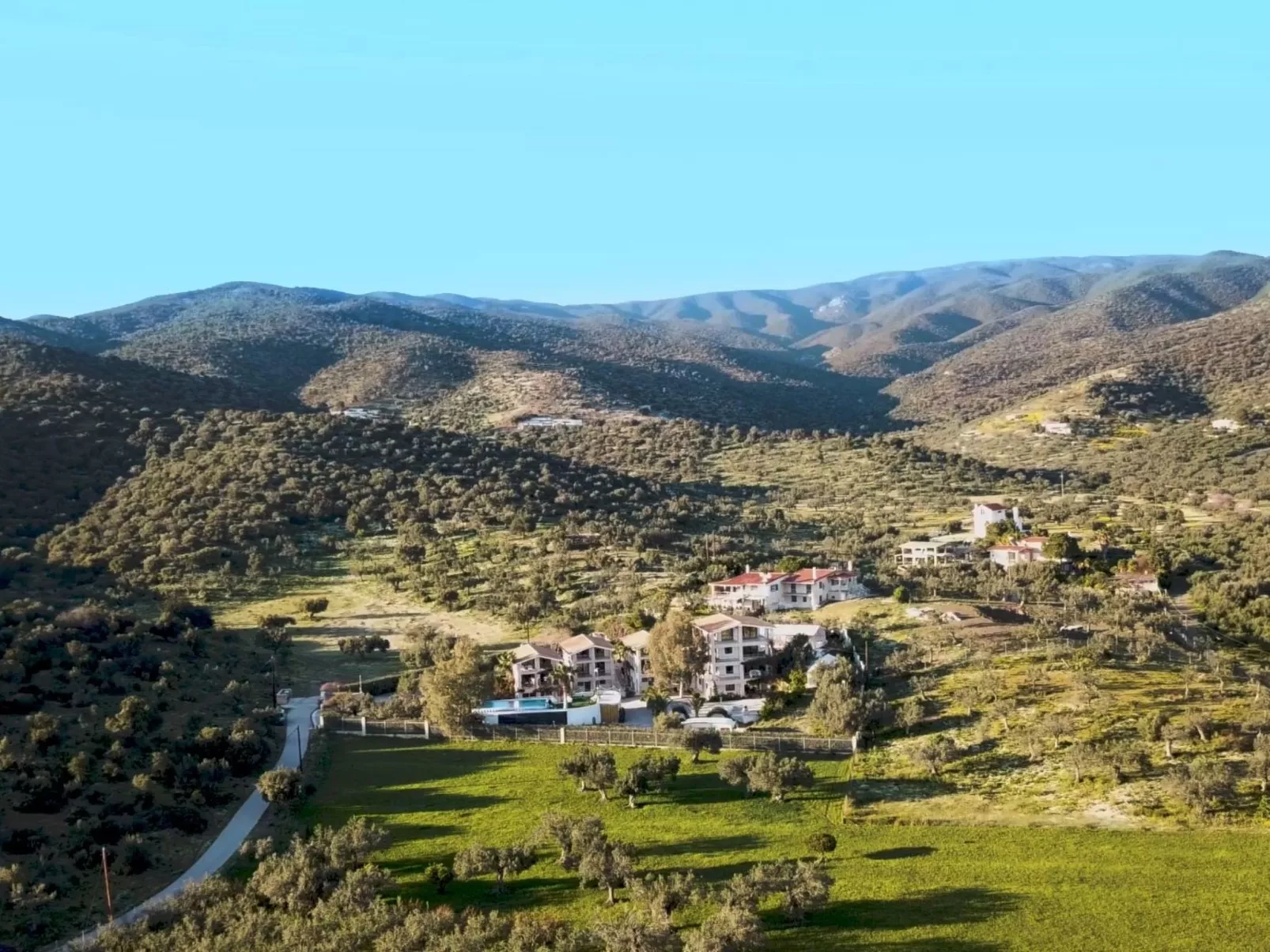 In Ermioni mit gemeinschaftlichem Pool, Grill und Terrasse - Buiten