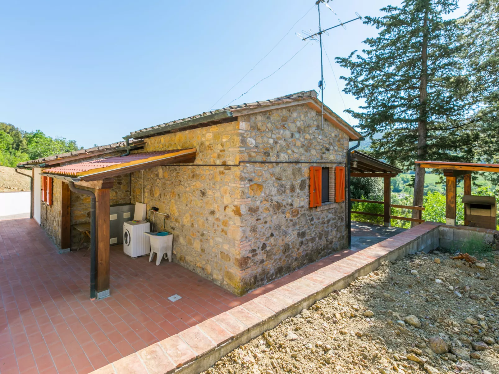 Nido di Falco - Buiten