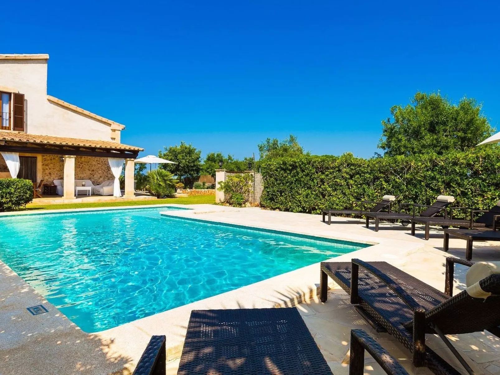 Finca 'Villa Carritx - Buiten