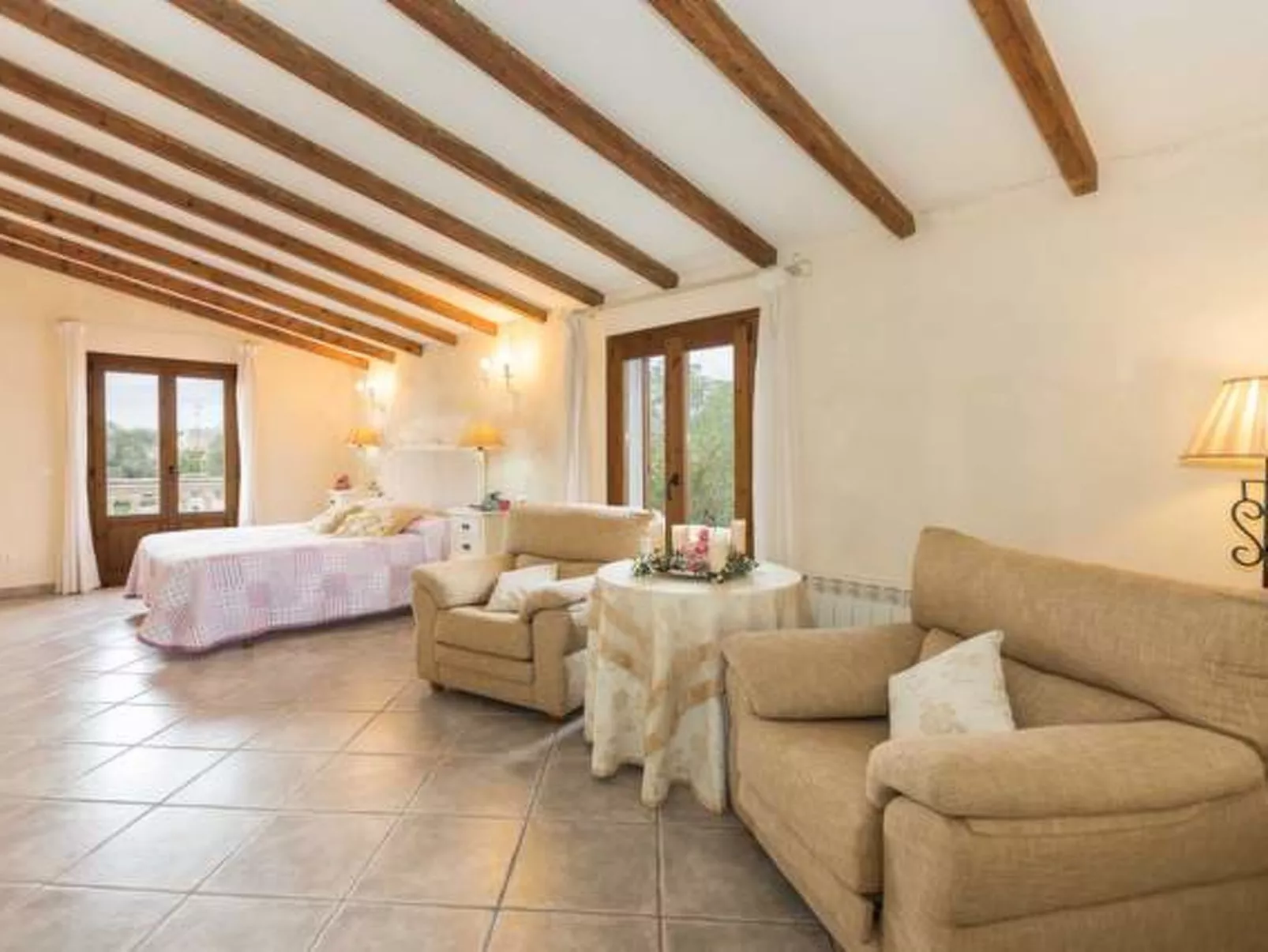 San Vicente - Binnen