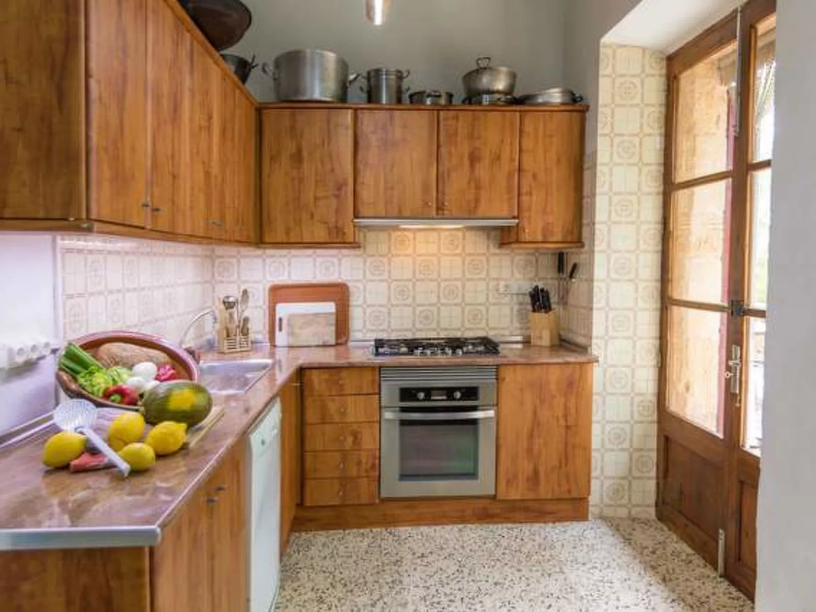 Rustica - Image-tags.info