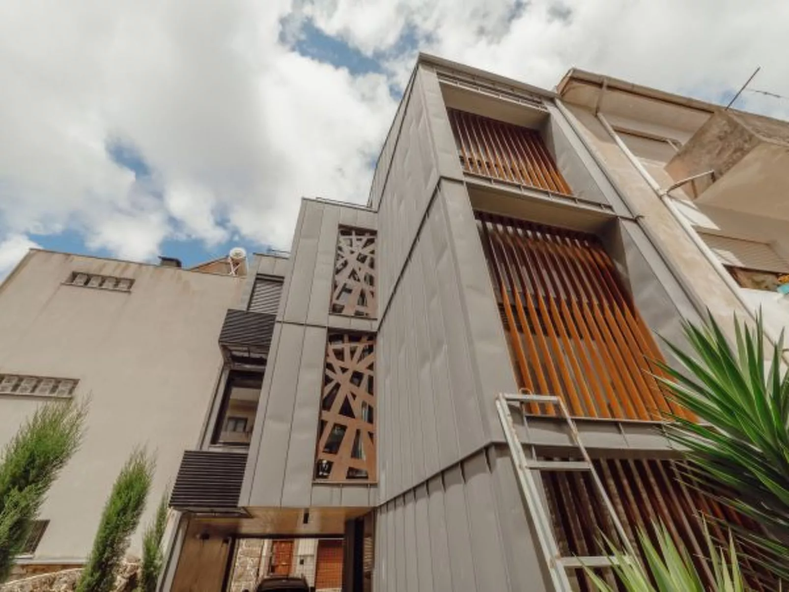 CITY CENTER PREMIUM with GARAGE by VACATIONY - Buiten