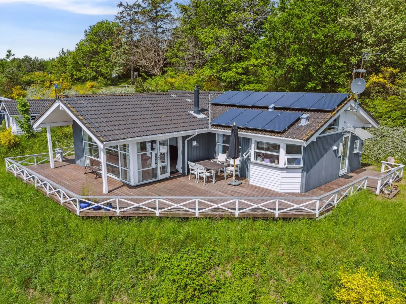 "Gjuro" - 800m from the sea - Buiten