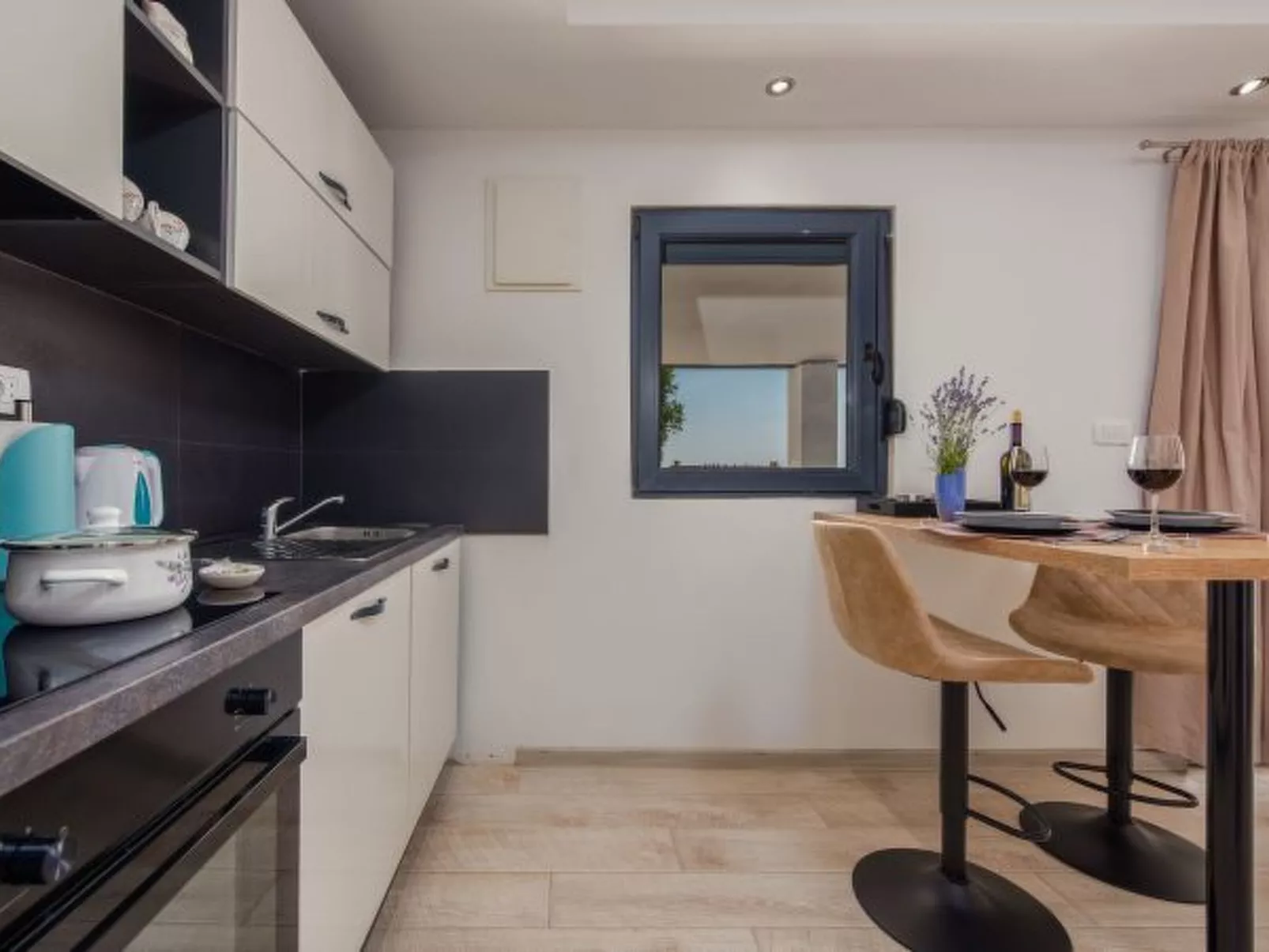 Unique Villa V with pool - Image-tags.info