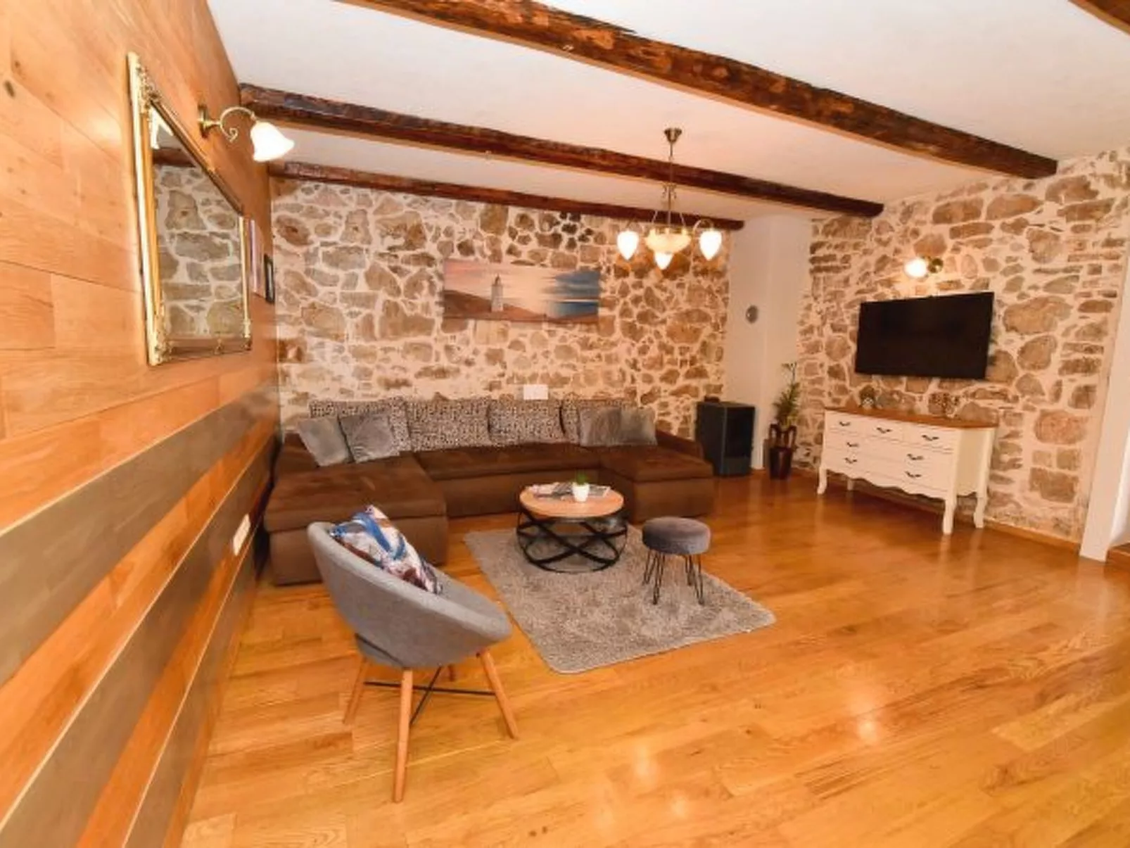 Stone villa Anita with pool - Image-tags.info