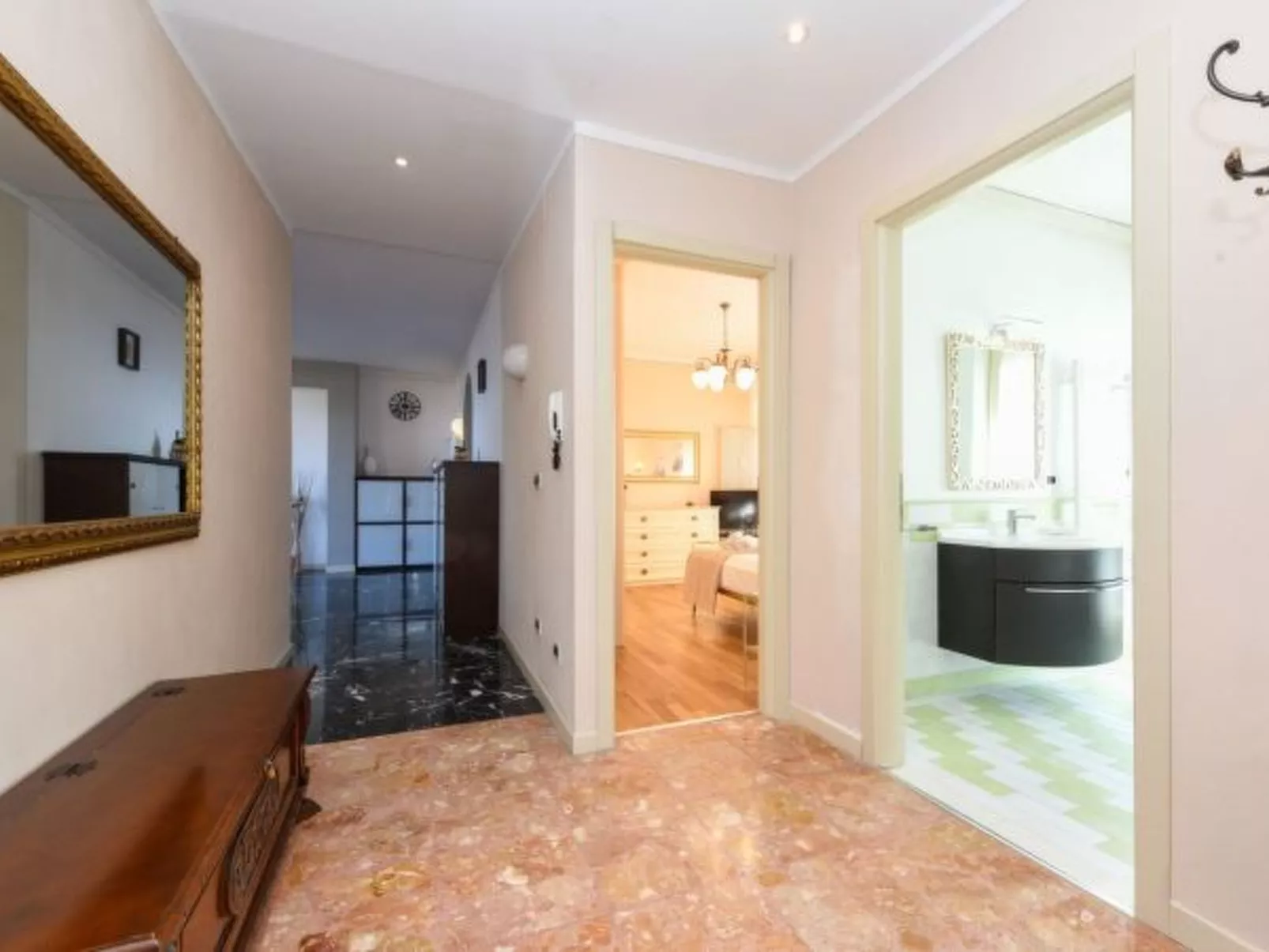 DesenzanoLoft Ciao Lago - Image-tags.info