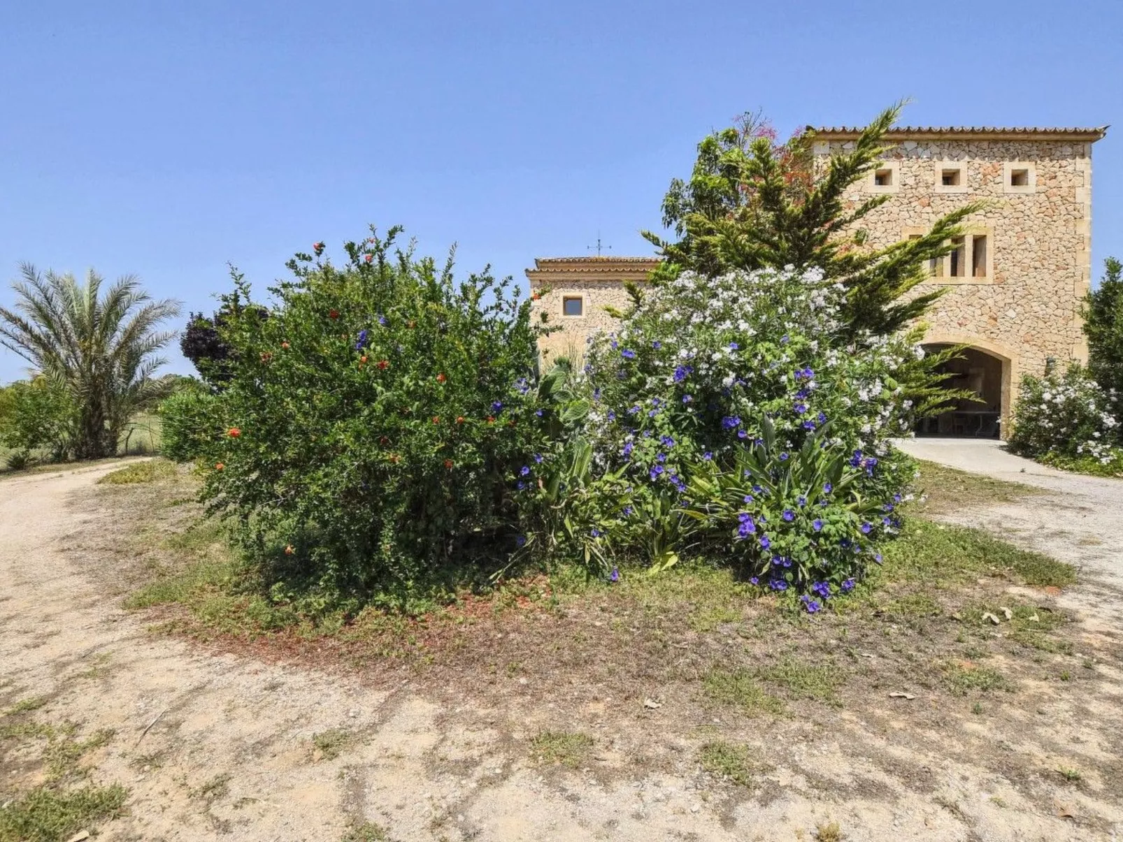 In Campos mit Privatem Pool - Buiten