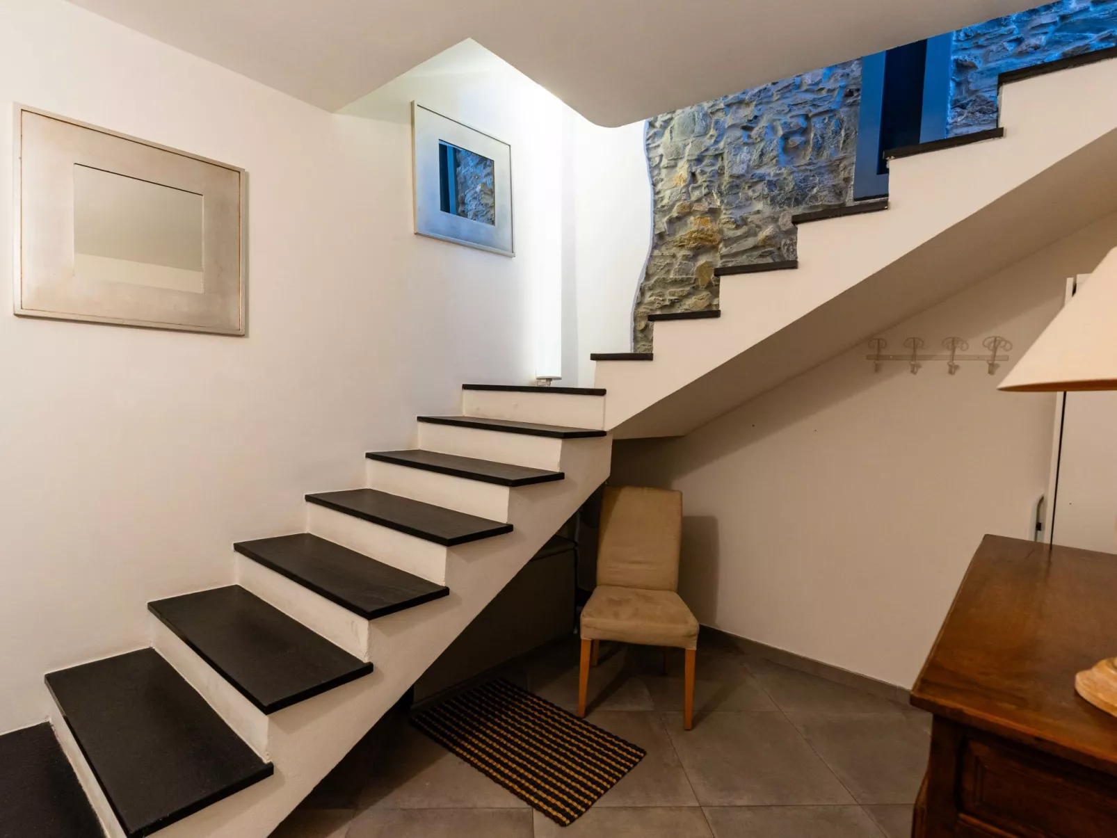 Terrazza con glicine - Binnen