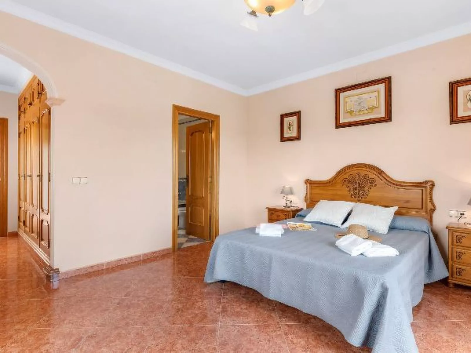 Villa Serena - PlusHolidays - Image-tags.info