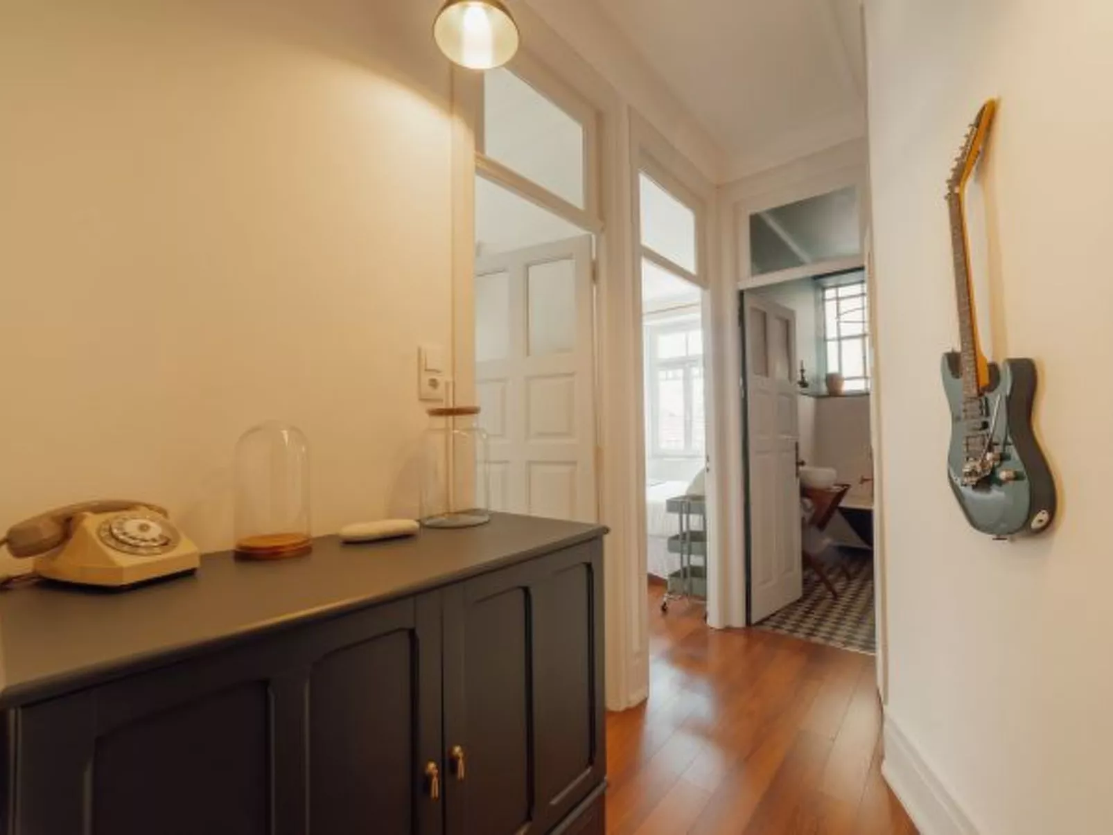 DOWNTOWN RETRO BOLHAO by VACATIONY - Binnen