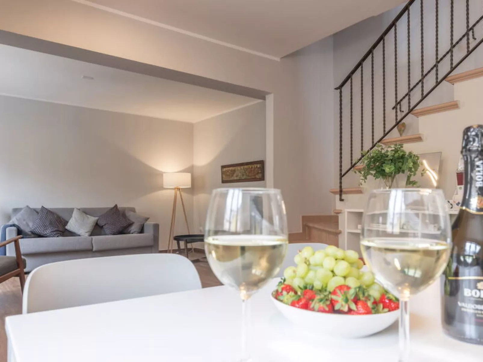 Casa Del Porto - Binnen