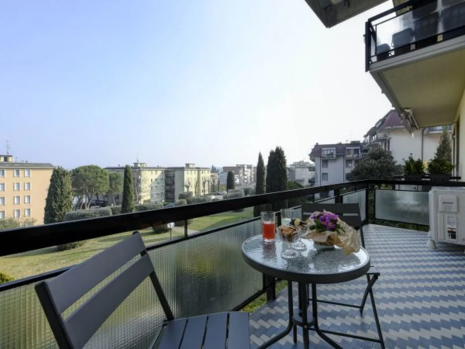 DesenzanoLoft Elegance - Image-tags.info