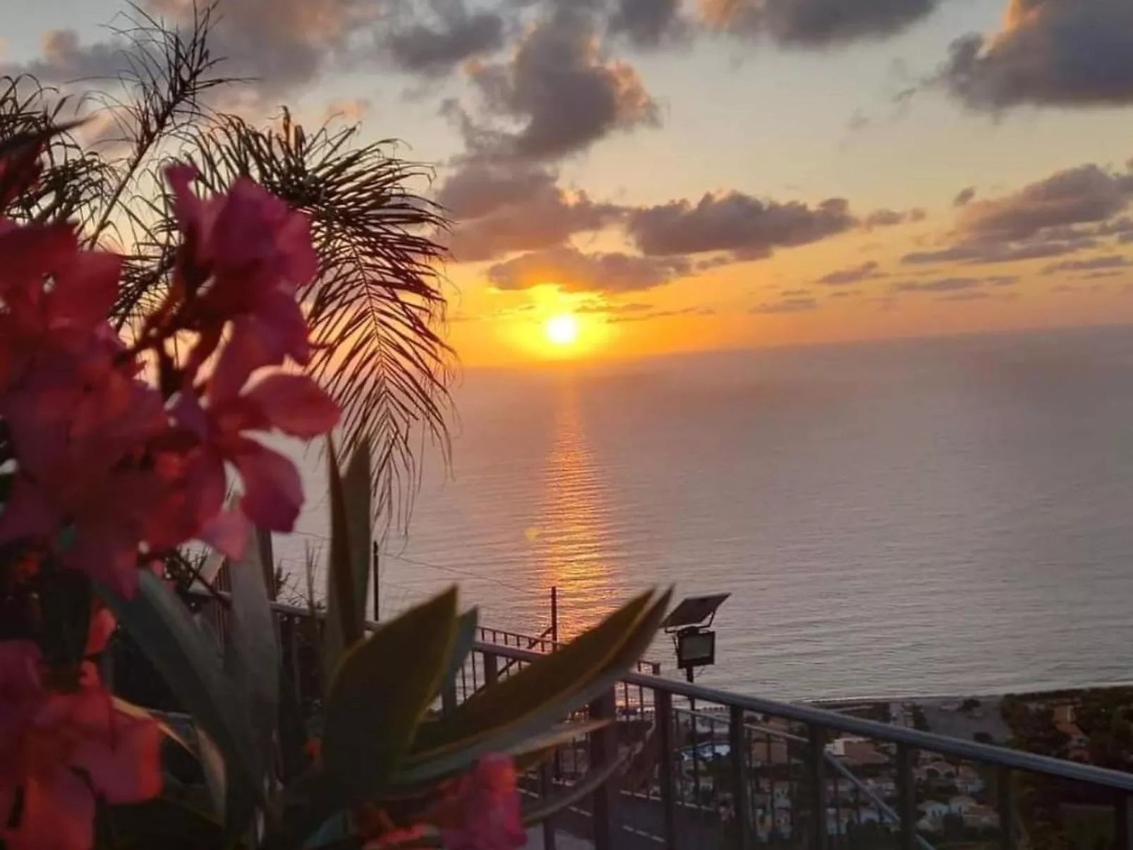 Villa Panorama Wohnung in privater Villa - Buiten