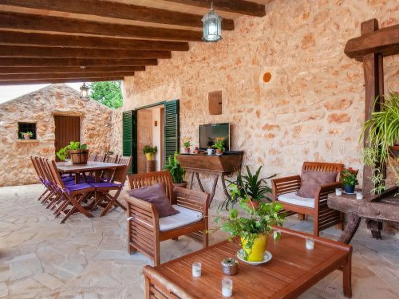 Finca 'Son Dalabau' mit Terrasse - Buiten