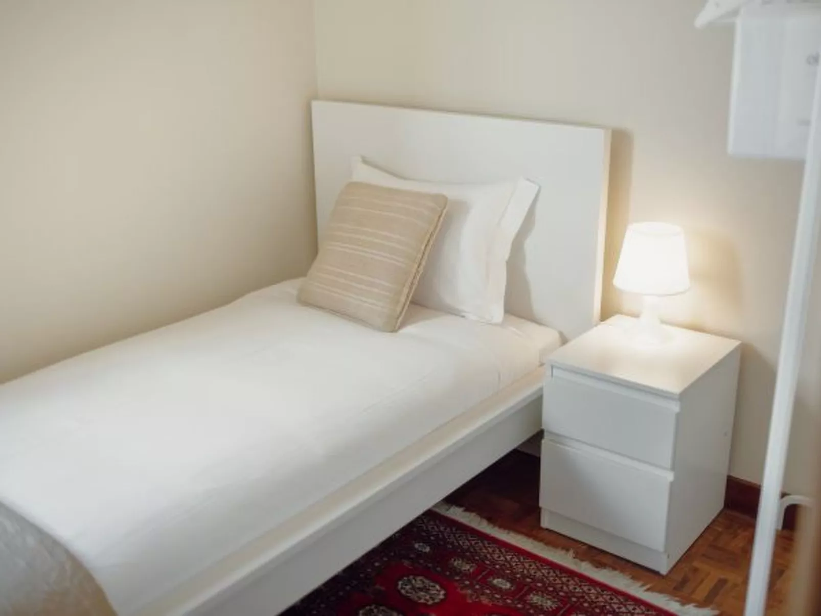 GRAND BOTANIC GARDEN APARTMENT by VACATIONY - Binnen