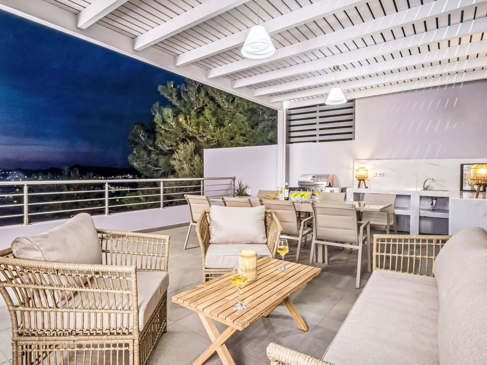 Villa Articiano mit Whirlpool und herrlicher Aussicht - Buiten