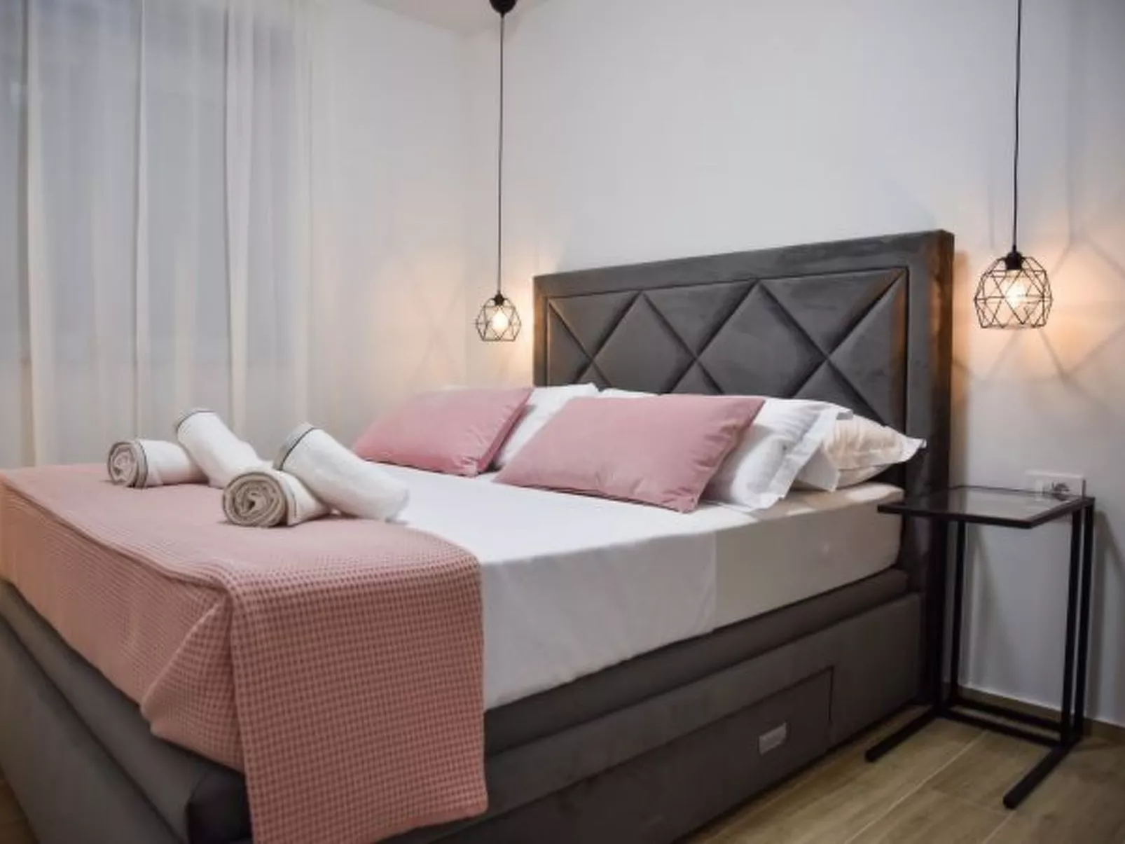 Villa La Perla Apt 2 4+2 with heated rooftop pool - Image-tags.info