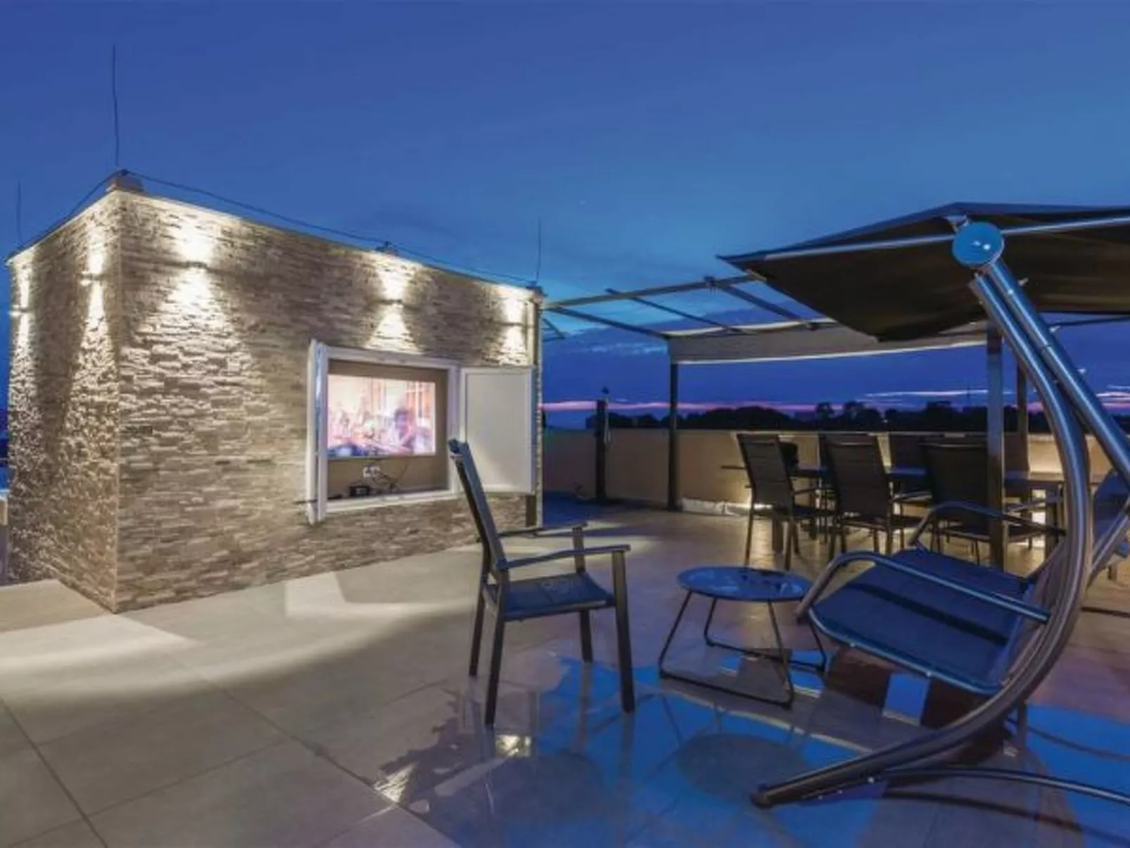 Villa Panorama with rooftop pool - Image-tags.info