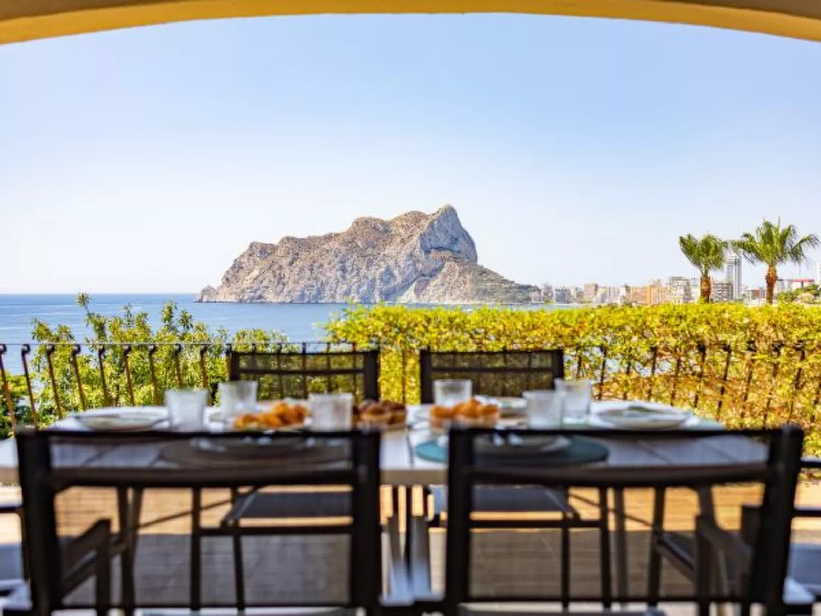 Villa Quimera - PlusHolidays - Image-tags.info