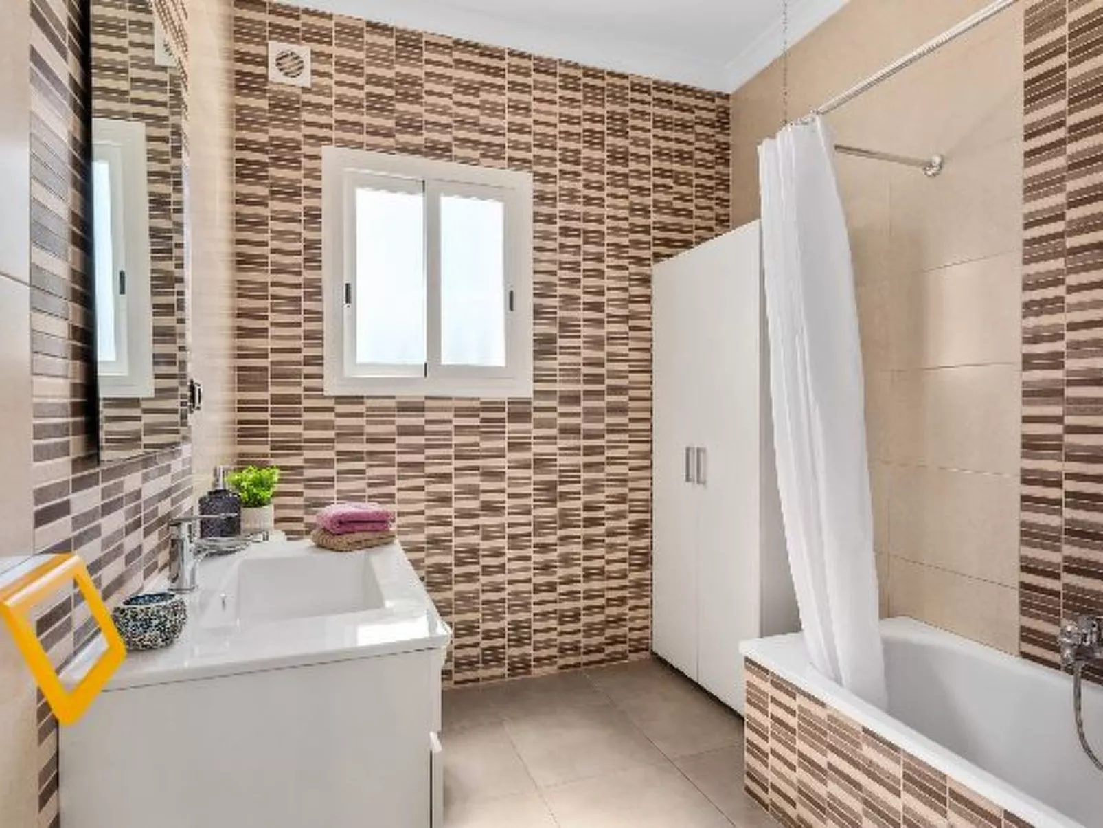 Villa Escriva - PlusHolidays - Image-tags.info