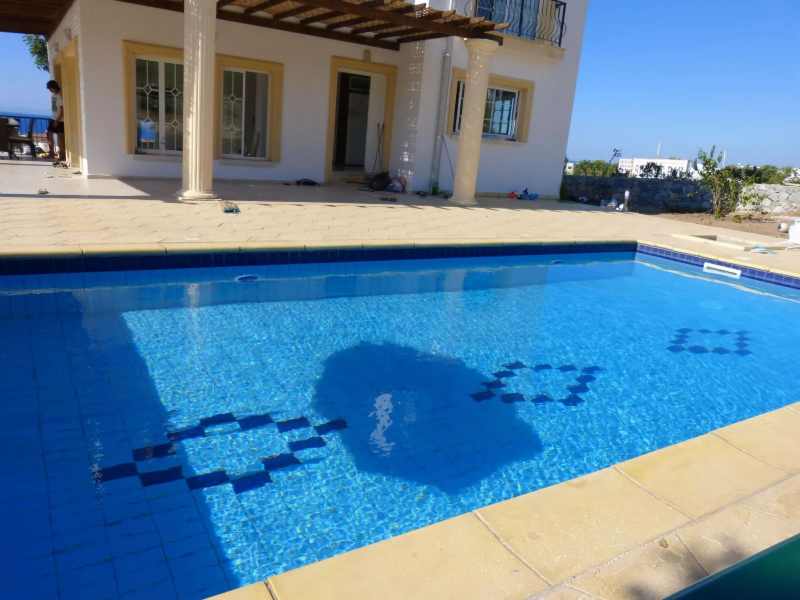 Ferienvilla mit Blick auf das Wasser - Buiten