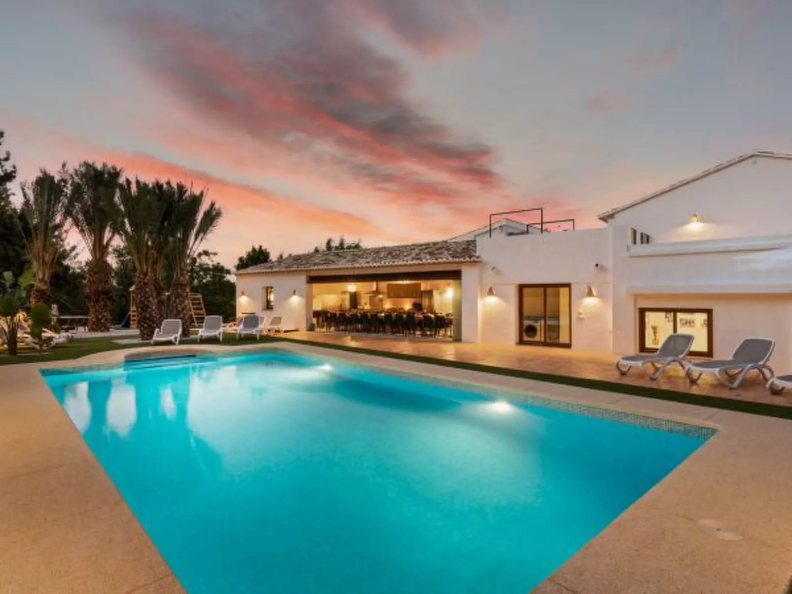 Villa Joan - PlusHolidays - Image-tags.info