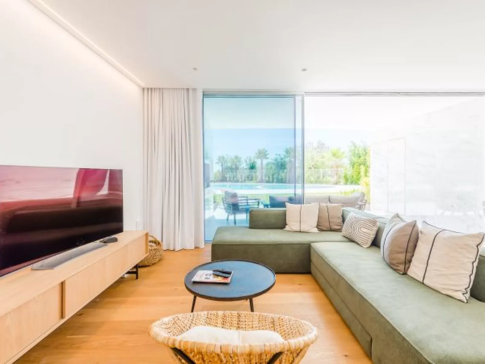 Lakes 24 at Praia da Falesia Vilamoura - Binnen