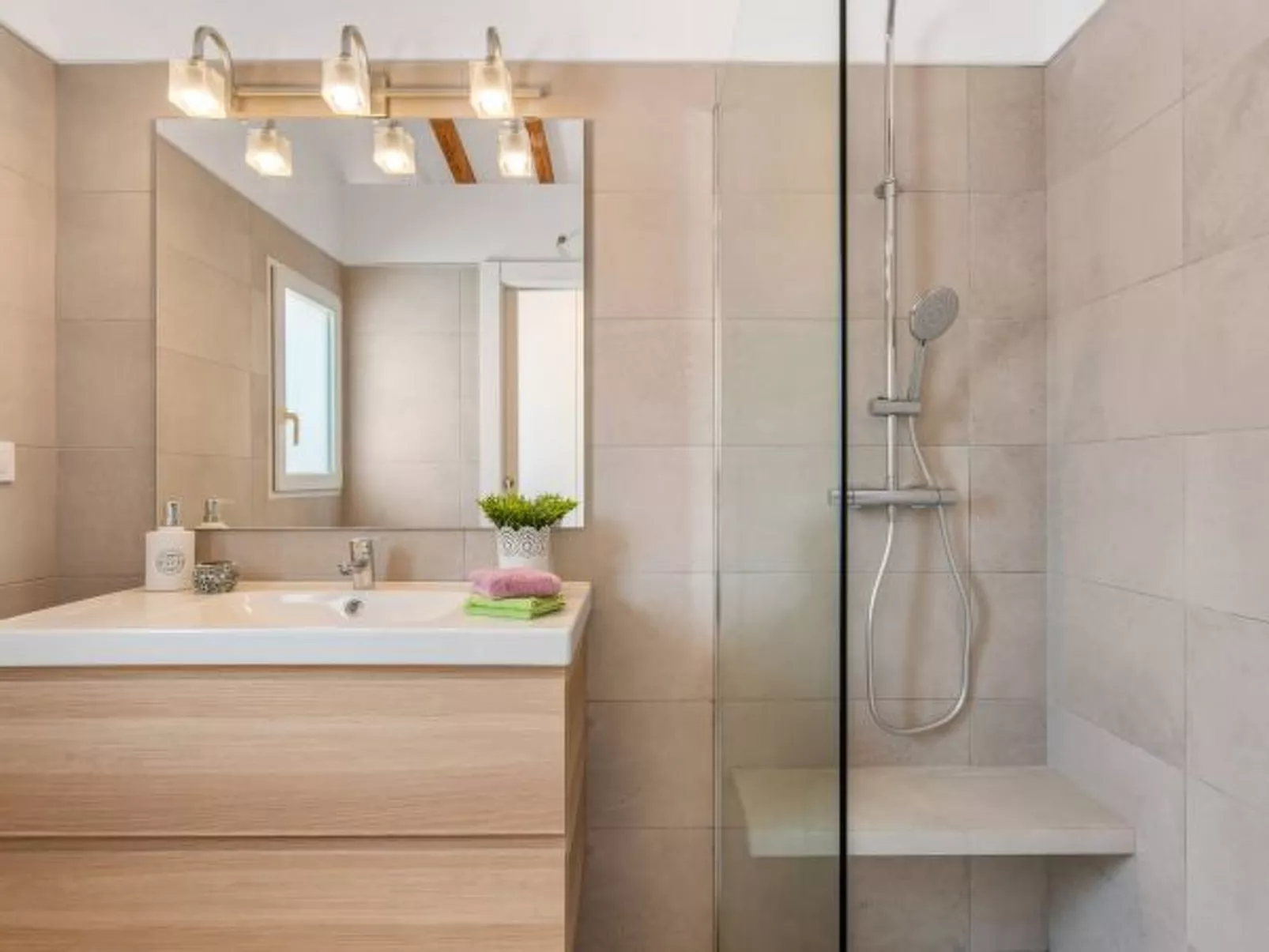 Villa Amanecer - Plus - Image-tags.info