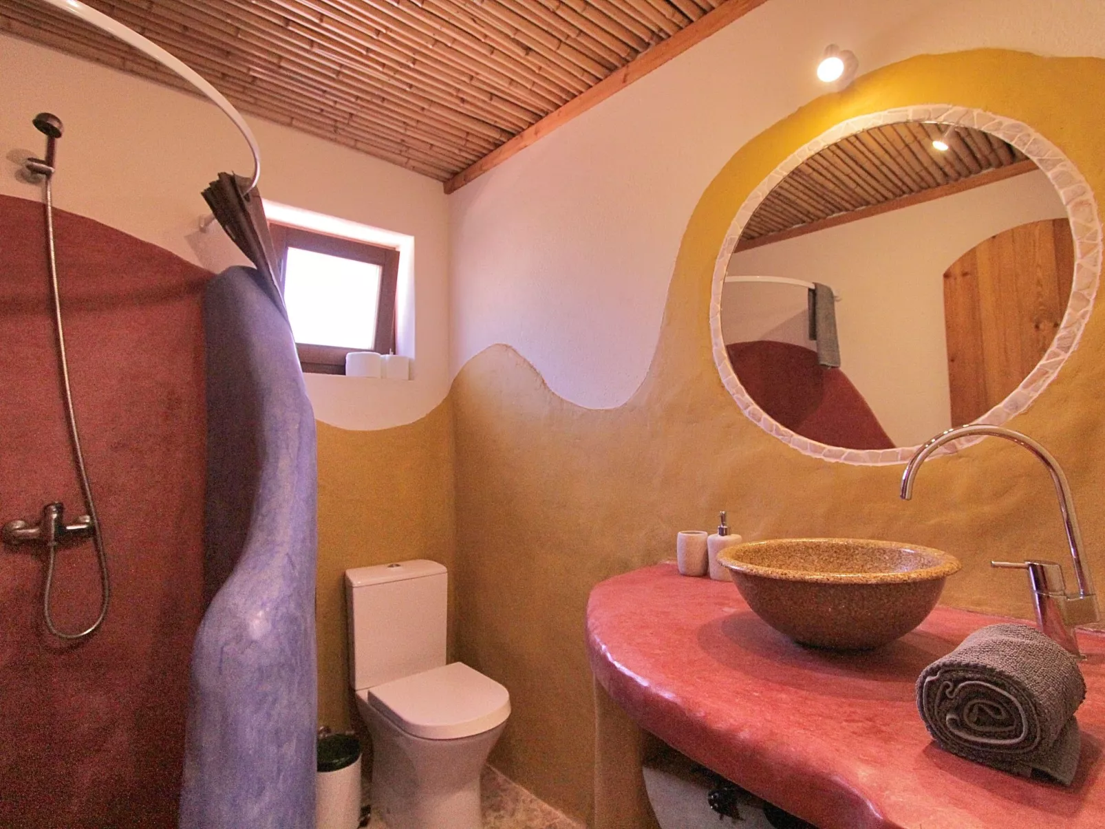 Romantisch und einzigartig "Das Bambus-Apartment" - Binnen